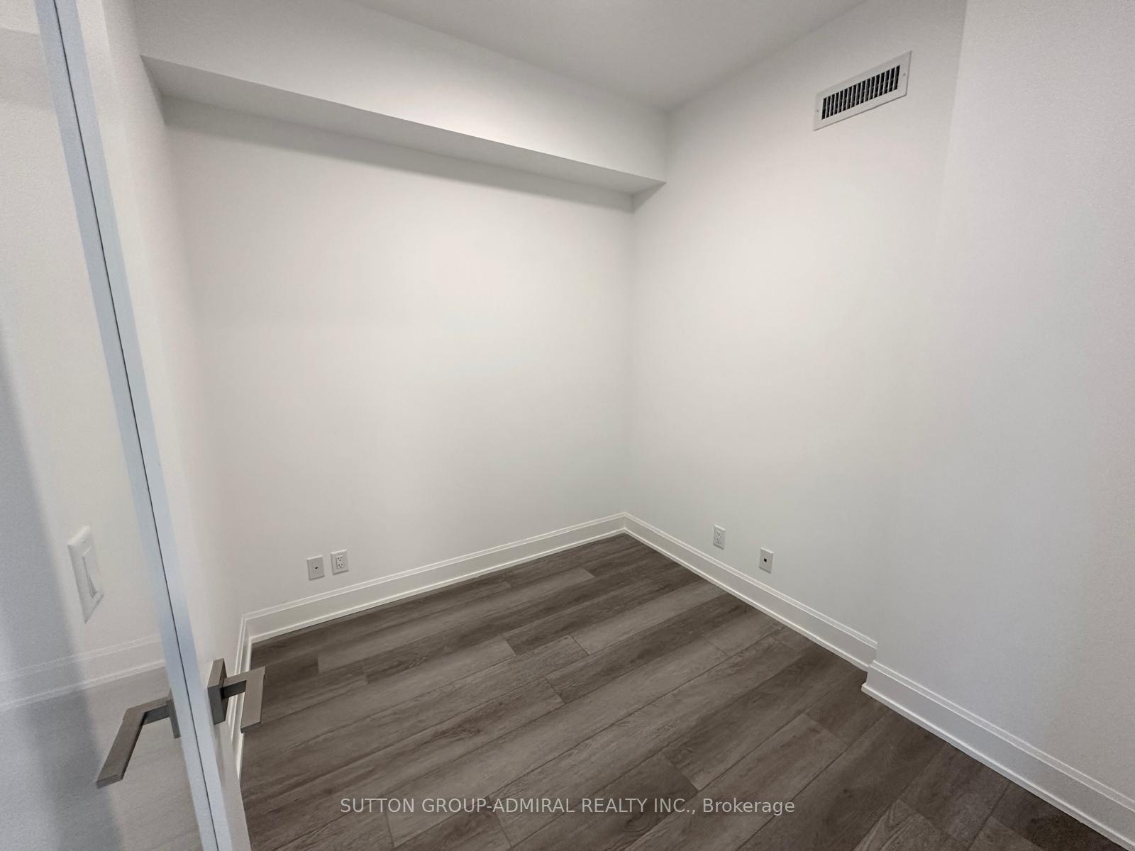 Photo 9 of Unit 509, 8 Water Walk Drive, Markham, Unionville — HOMEH