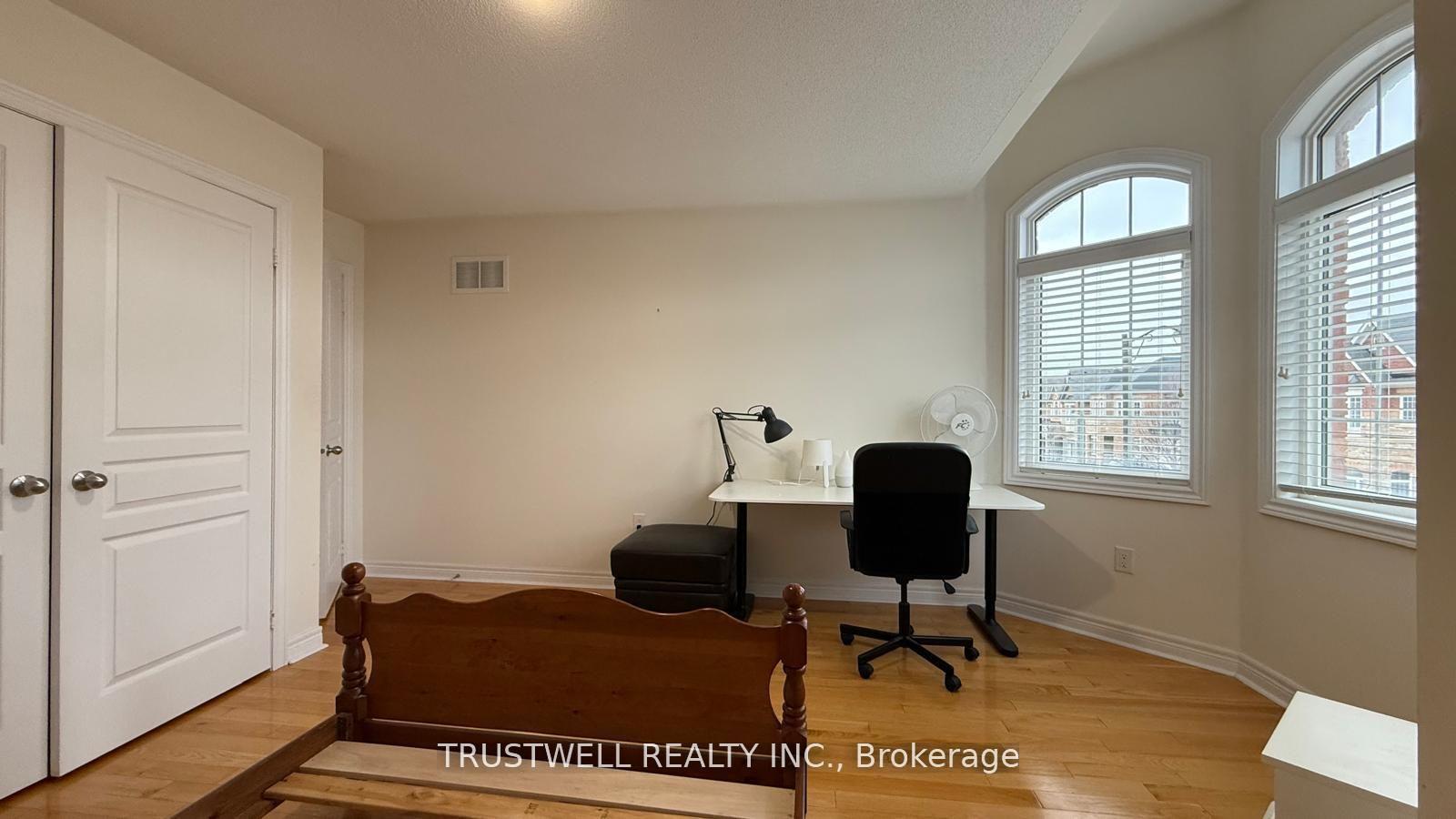 Photo 9 of 54 Busch Avenue, Markham, Berczy — HOMEH