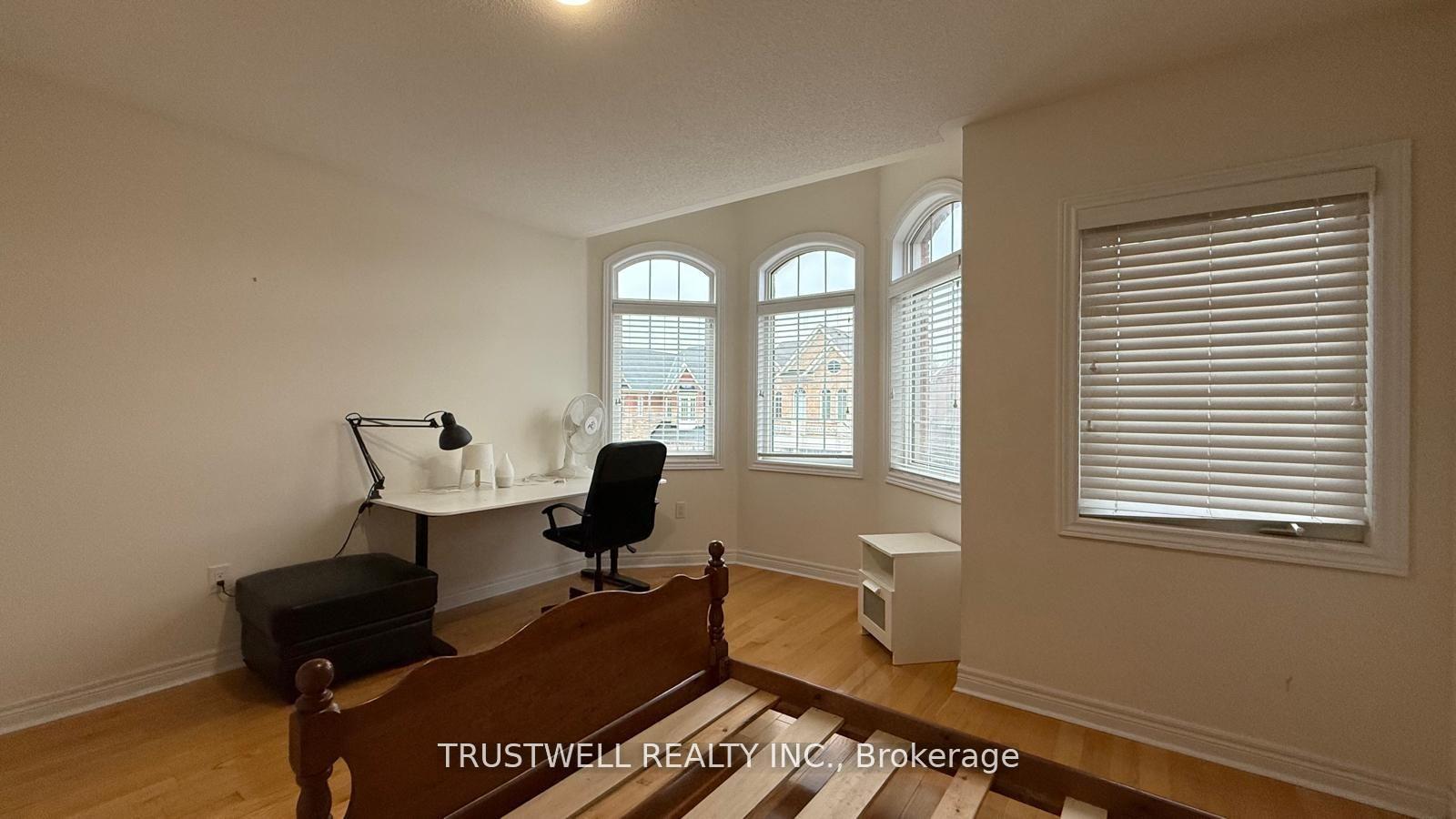 Photo 10 of 54 Busch Avenue, Markham, Berczy — HOMEH
