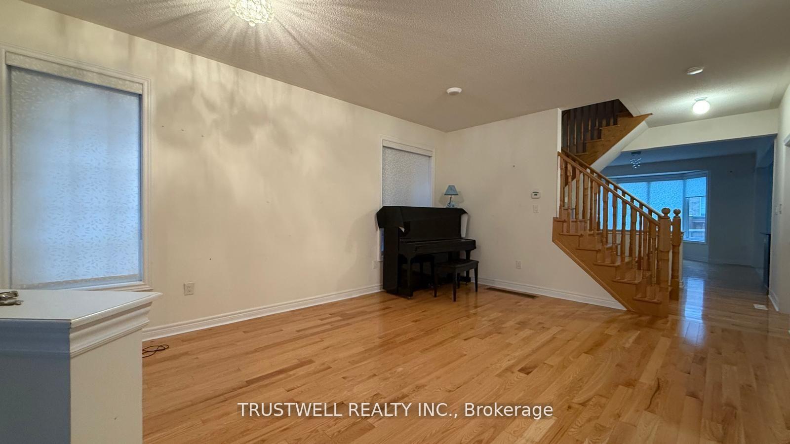 Photo 22 of 54 Busch Avenue, Markham, Berczy — HOMEH