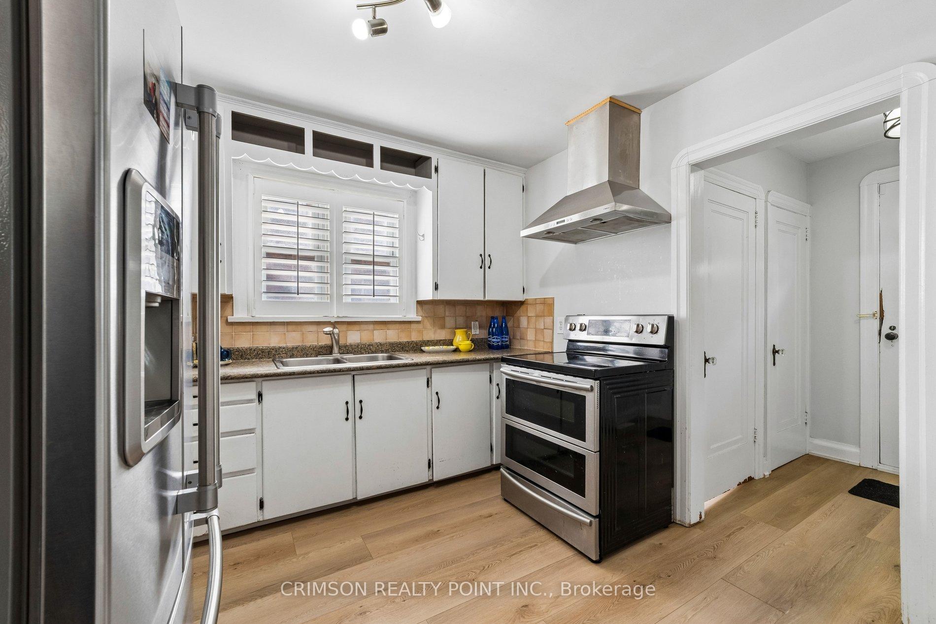 Photo 13 of 503 Athol Street E, Oshawa, Central — HOMEH