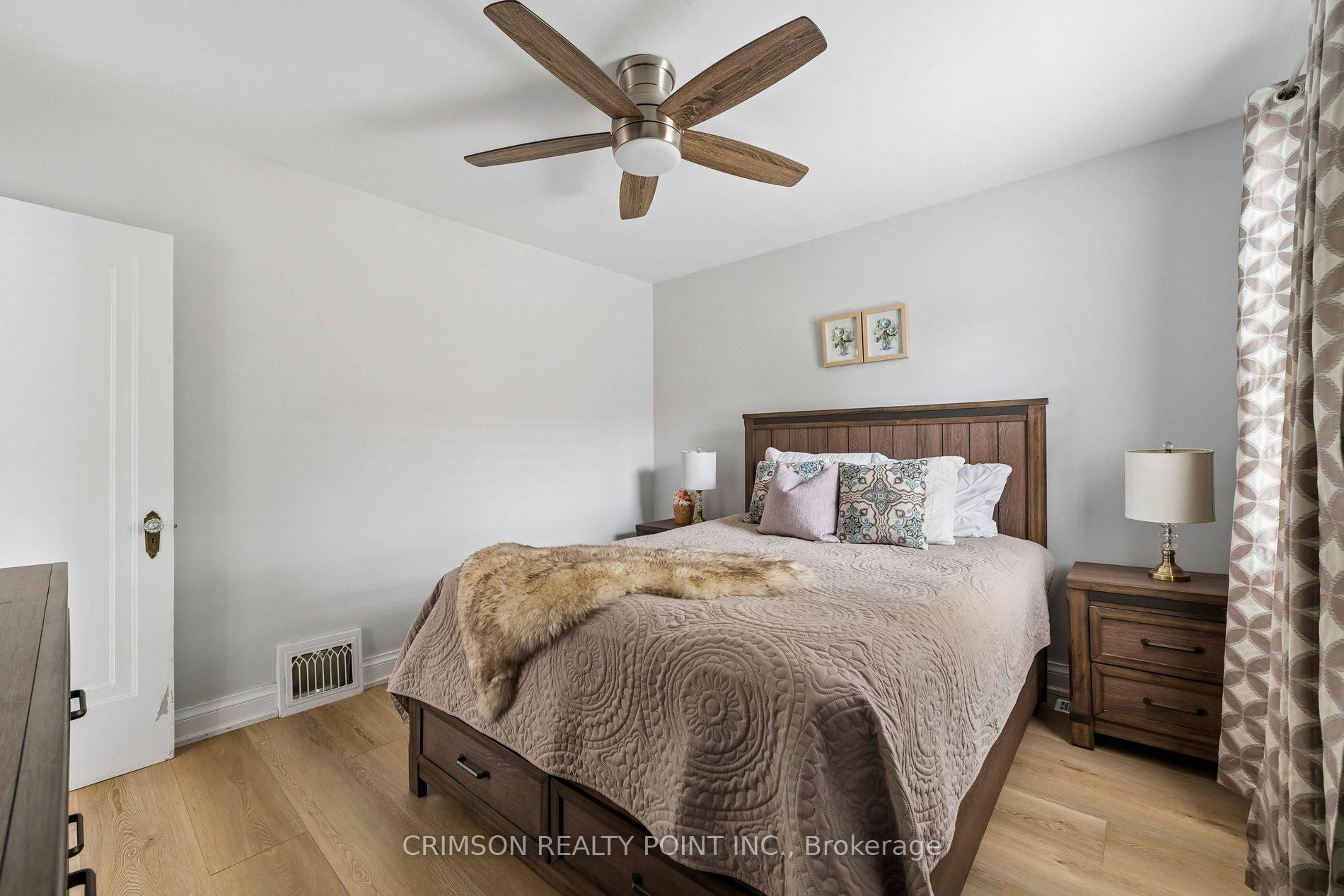 Photo 20 of 503 Athol Street E, Oshawa, Central — HOMEH