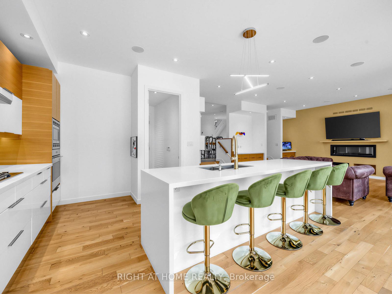 Photo 17 of 76 Ferris Road, Toronto, O'Connor-Parkview — HOMEH