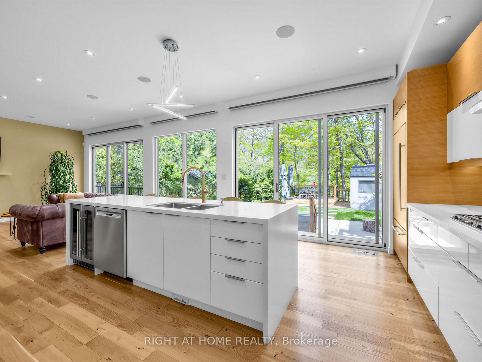 Photo 16 of 76 Ferris Road, Toronto, O'Connor-Parkview — HOMEH