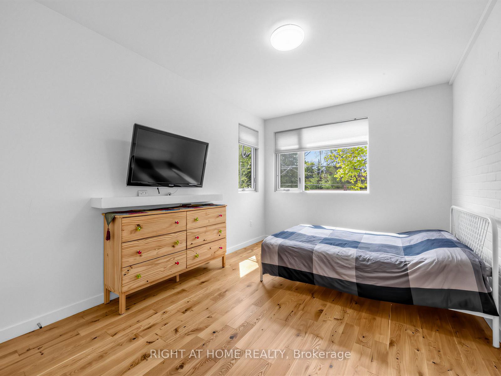 Photo 28 of 76 Ferris Road, Toronto, O'Connor-Parkview — HOMEH