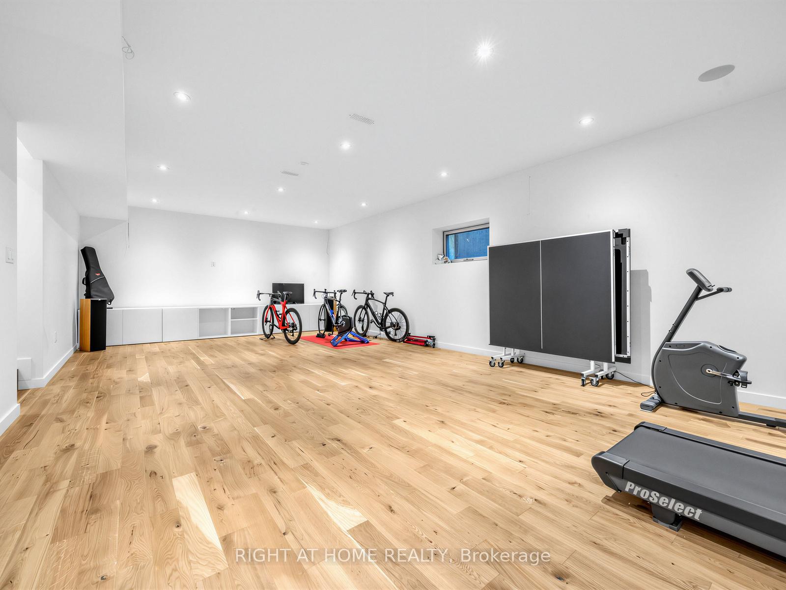 Photo 32 of 76 Ferris Road, Toronto, O'Connor-Parkview — HOMEH