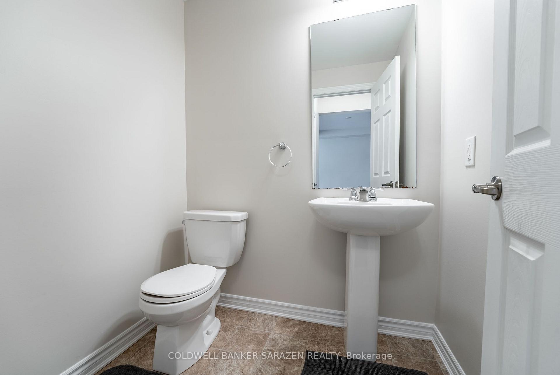 Photo 10 of 590 Roundleaf Way, Ottawa, Kanata - Emerald Meadows/Trailwest — HOMEH