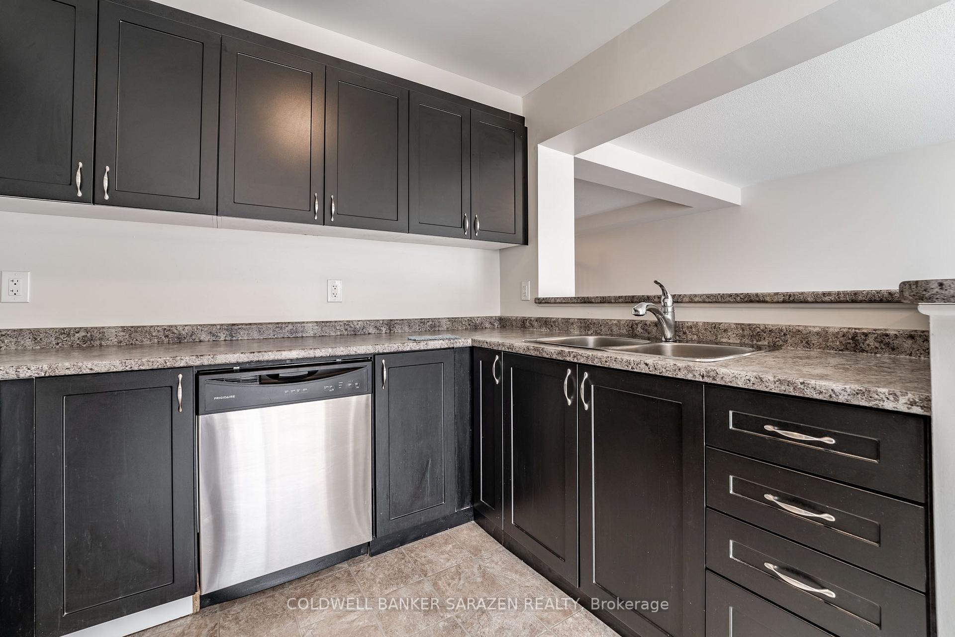 Photo 29 of 590 Roundleaf Way, Ottawa, Kanata - Emerald Meadows/Trailwest — HOMEH