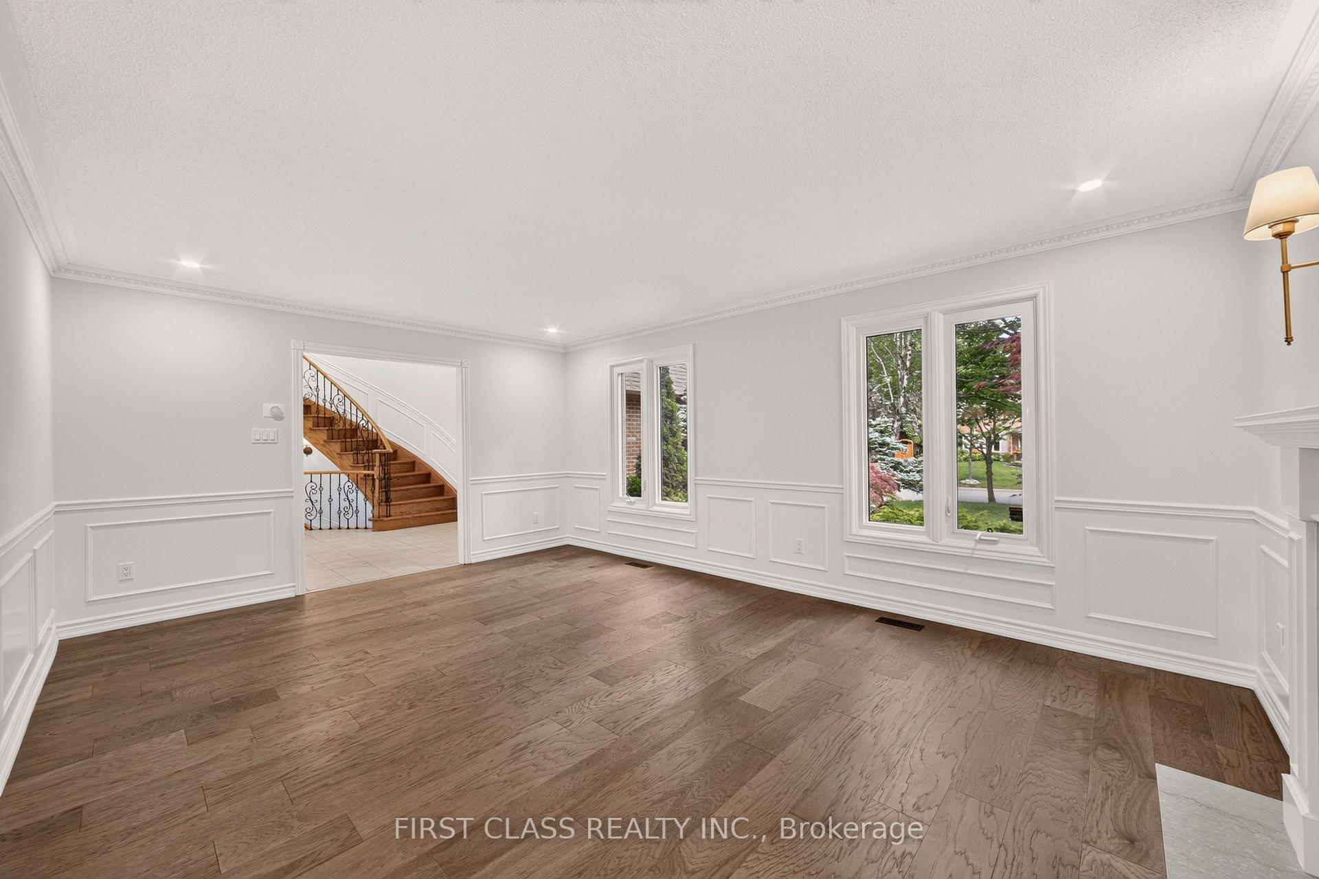 Photo 5 of 30 Ritter Crescent, Markham, Unionville — HOMEH