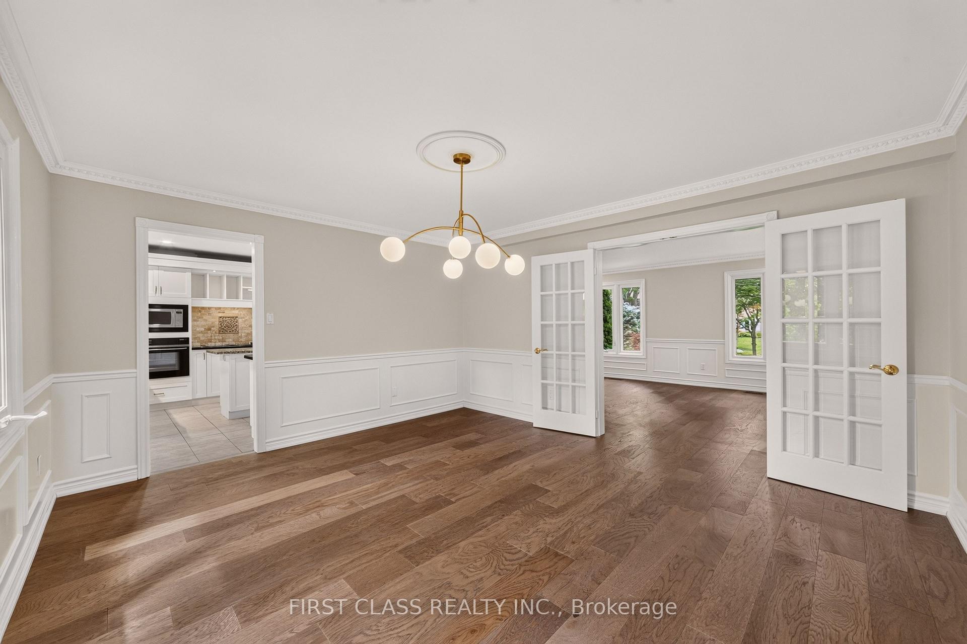 Photo 7 of 30 Ritter Crescent, Markham, Unionville — HOMEH
