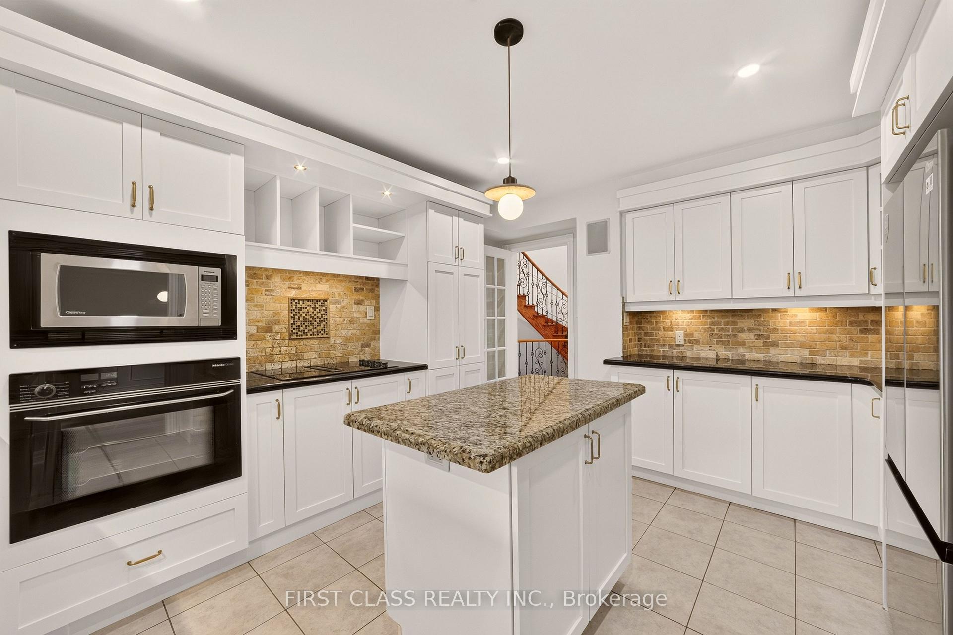 Photo 8 of 30 Ritter Crescent, Markham, Unionville — HOMEH