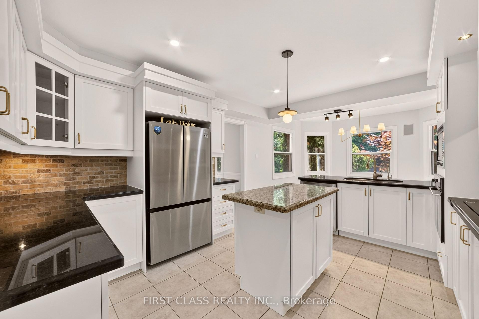 Photo 10 of 30 Ritter Crescent, Markham, Unionville — HOMEH