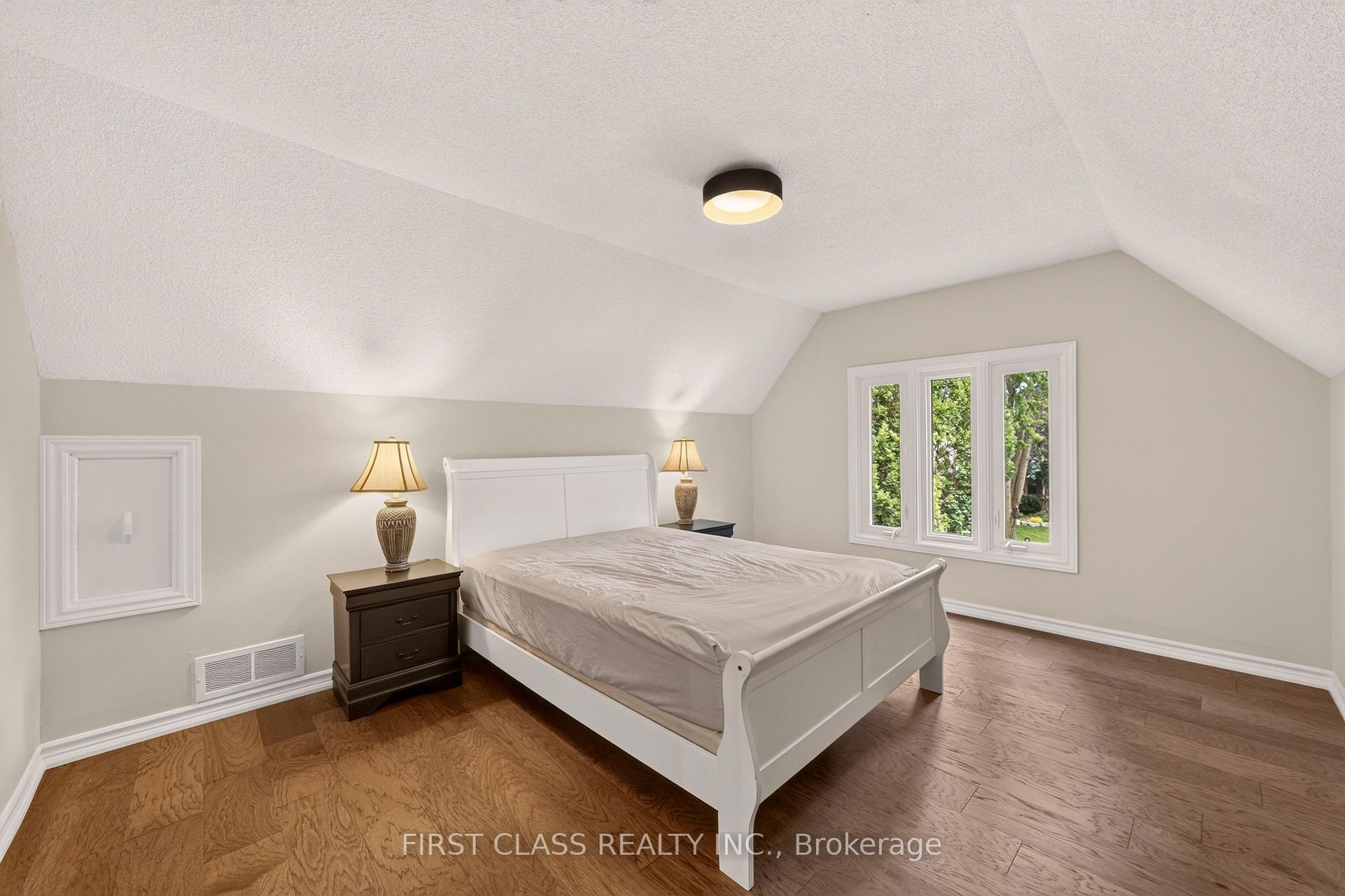 Photo 25 of 30 Ritter Crescent, Markham, Unionville — HOMEH