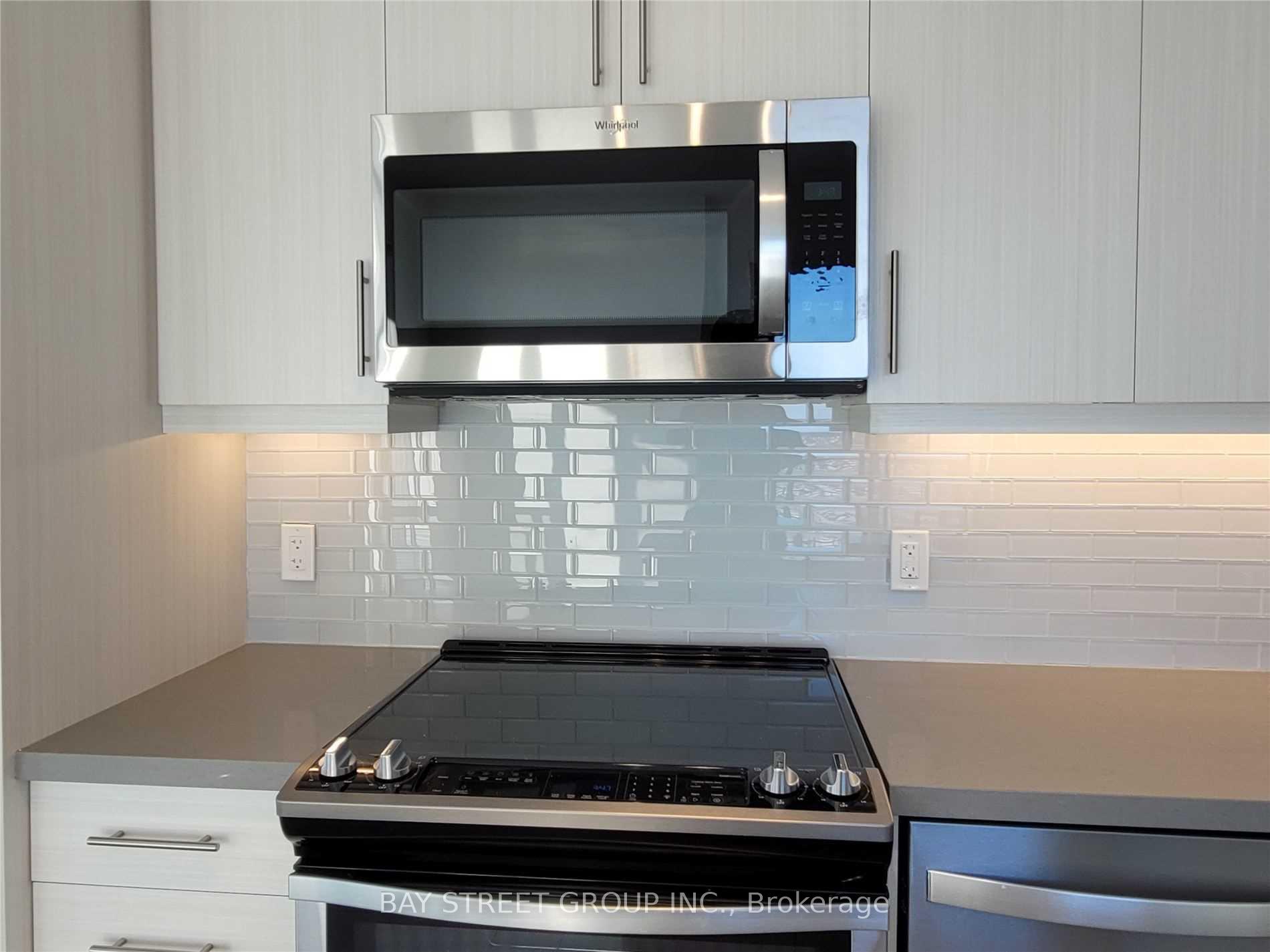 Photo 9 of Unit 1414, 85 Oneida Crescent, Richmond Hill, Langstaff — HOMEH