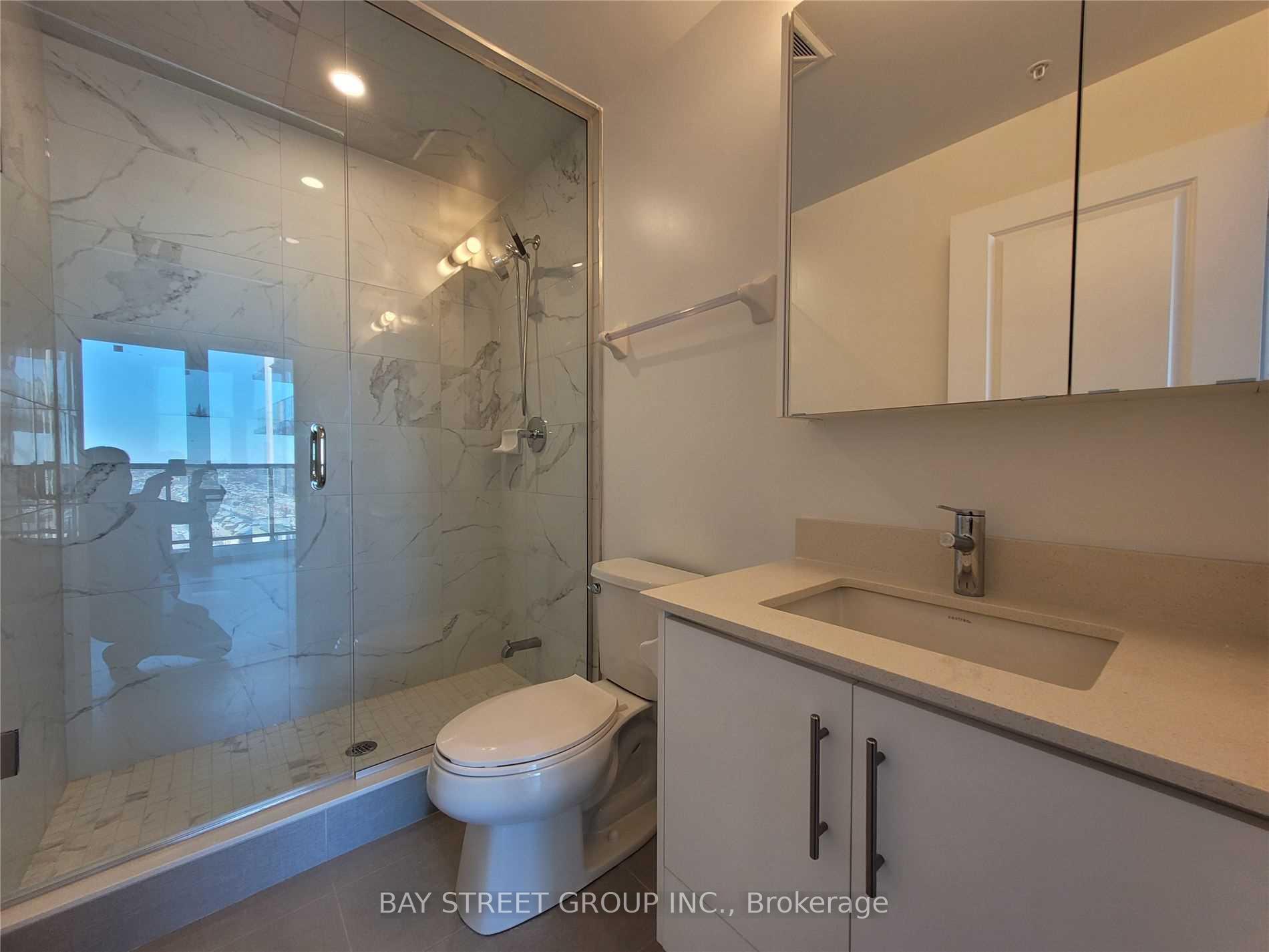 Photo 12 of Unit 1414, 85 Oneida Crescent, Richmond Hill, Langstaff — HOMEH