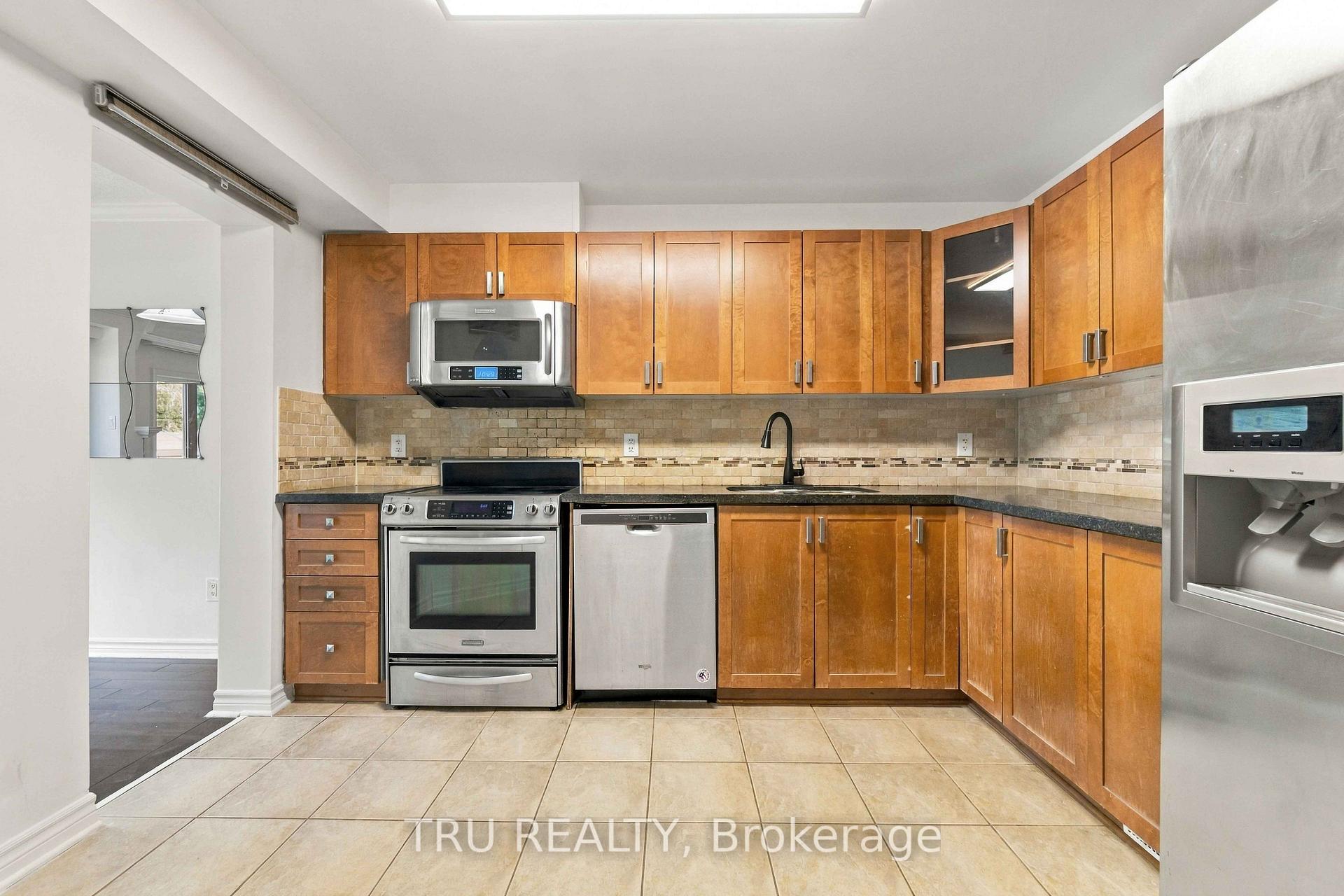 Photo 13 of 412 Galatina Way, Ottawa, Kanata - Morgan's Grant/South March — HOMEH