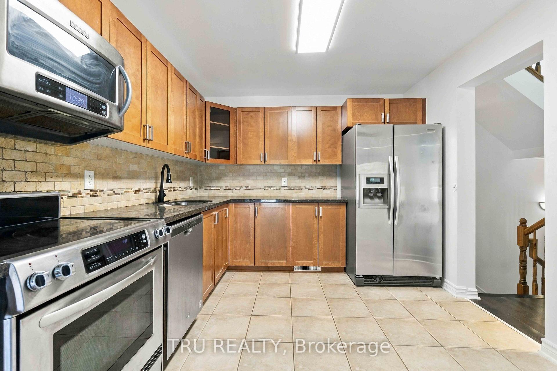 Photo 15 of 412 Galatina Way, Ottawa, Kanata - Morgan's Grant/South March — HOMEH