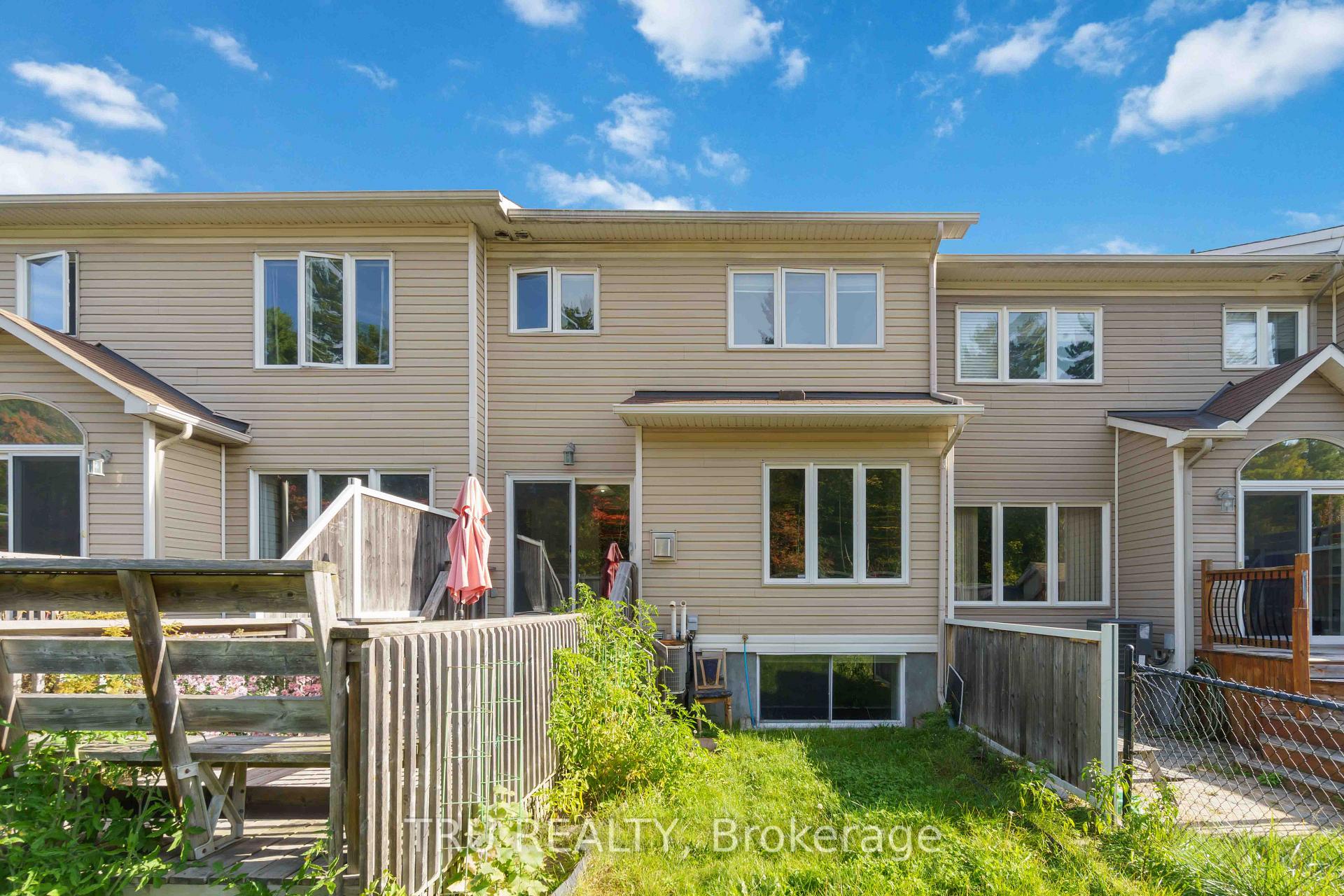 Photo 33 of 412 Galatina Way, Ottawa, Kanata - Morgan's Grant/South March — HOMEH