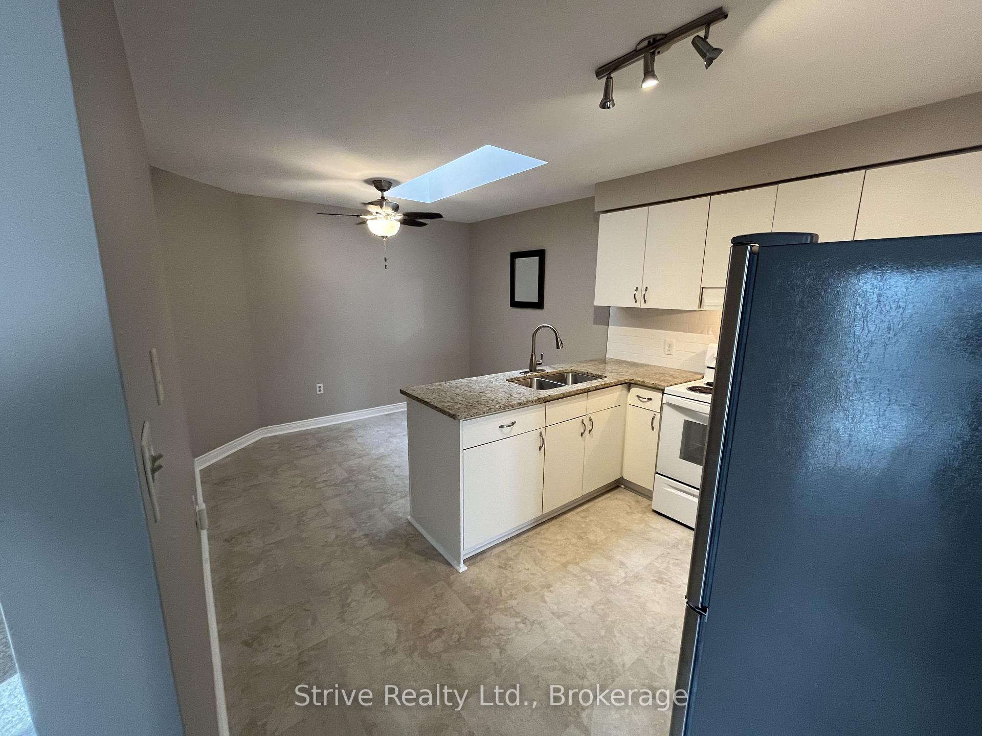 Photo 6 of 1013 Attersley Drive, Oshawa, Pinecrest — HOMEH