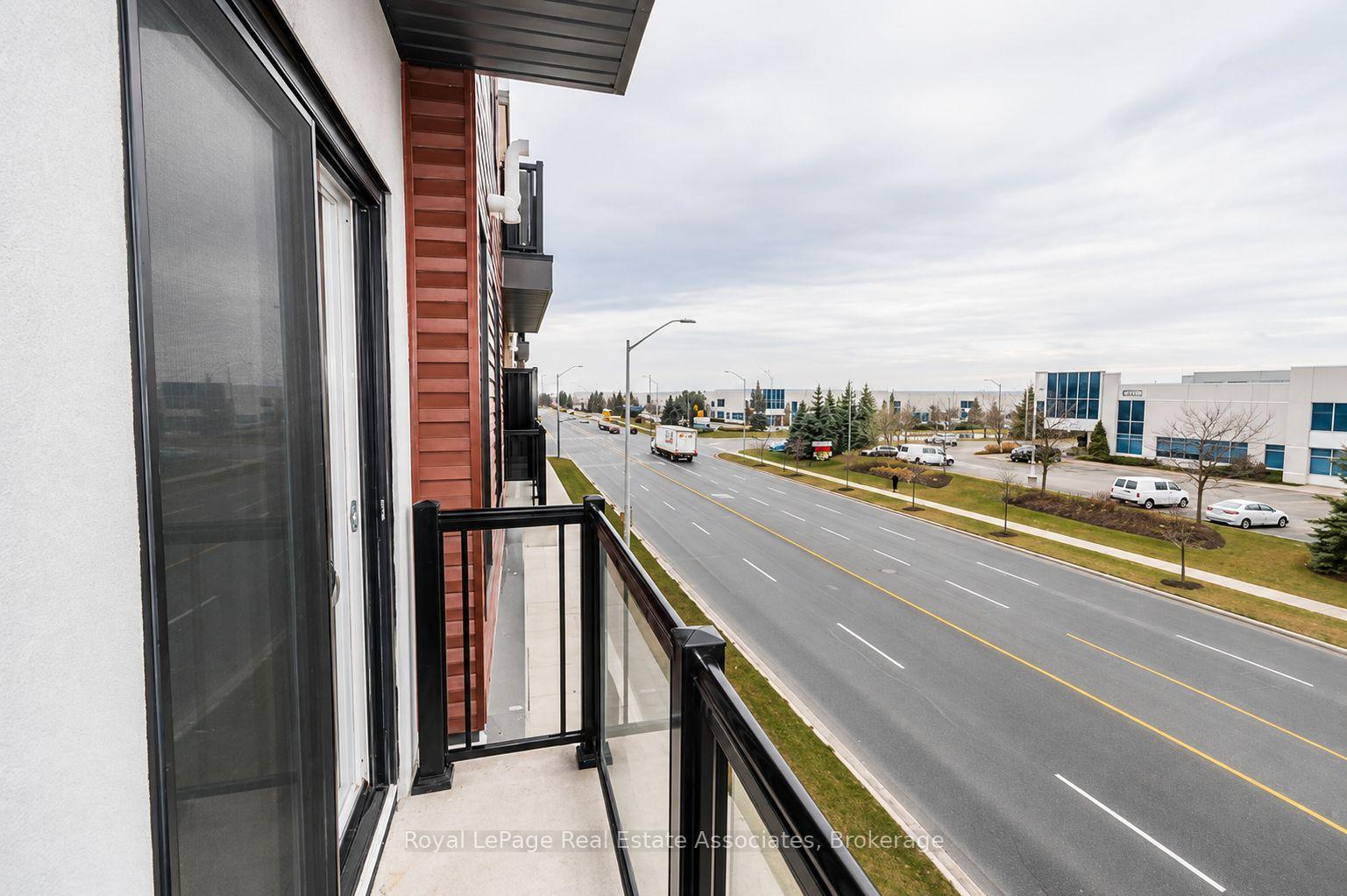 Photo 9 of Unit 312, 3401 Ridgeway Drive, Mississauga, Erin Mills — HOMEH
