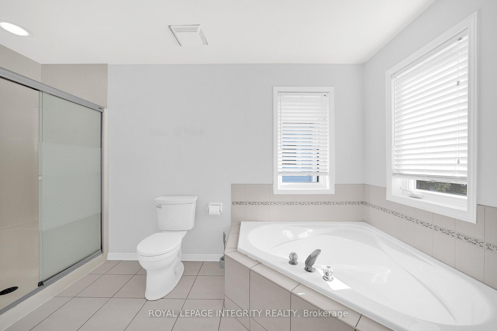 Photo 25 of 33 Norgold Crescent, Ottawa, Kanata - Kanata Lakes/Heritage Hills — HOMEH
