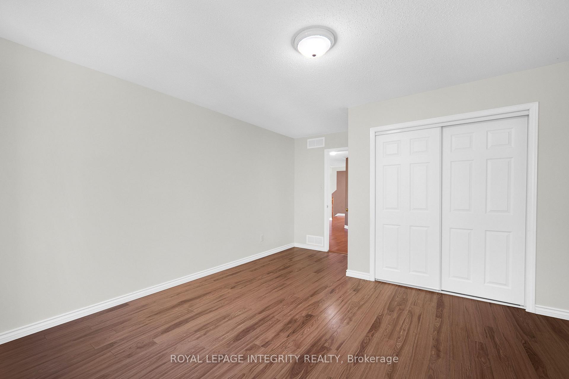 Photo 30 of 33 Norgold Crescent, Ottawa, Kanata - Kanata Lakes/Heritage Hills — HOMEH