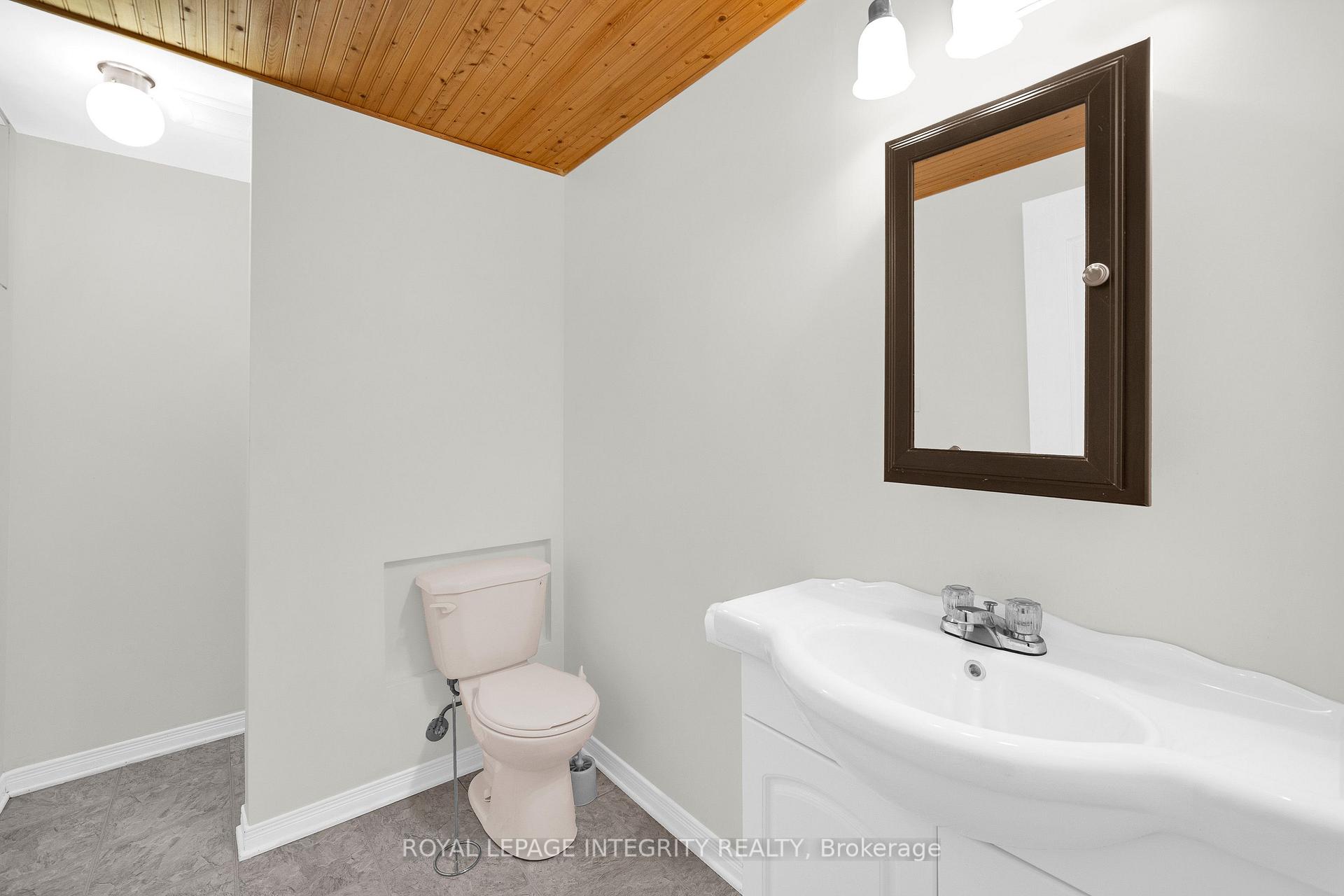 Photo 36 of 33 Norgold Crescent, Ottawa, Kanata - Kanata Lakes/Heritage Hills — HOMEH