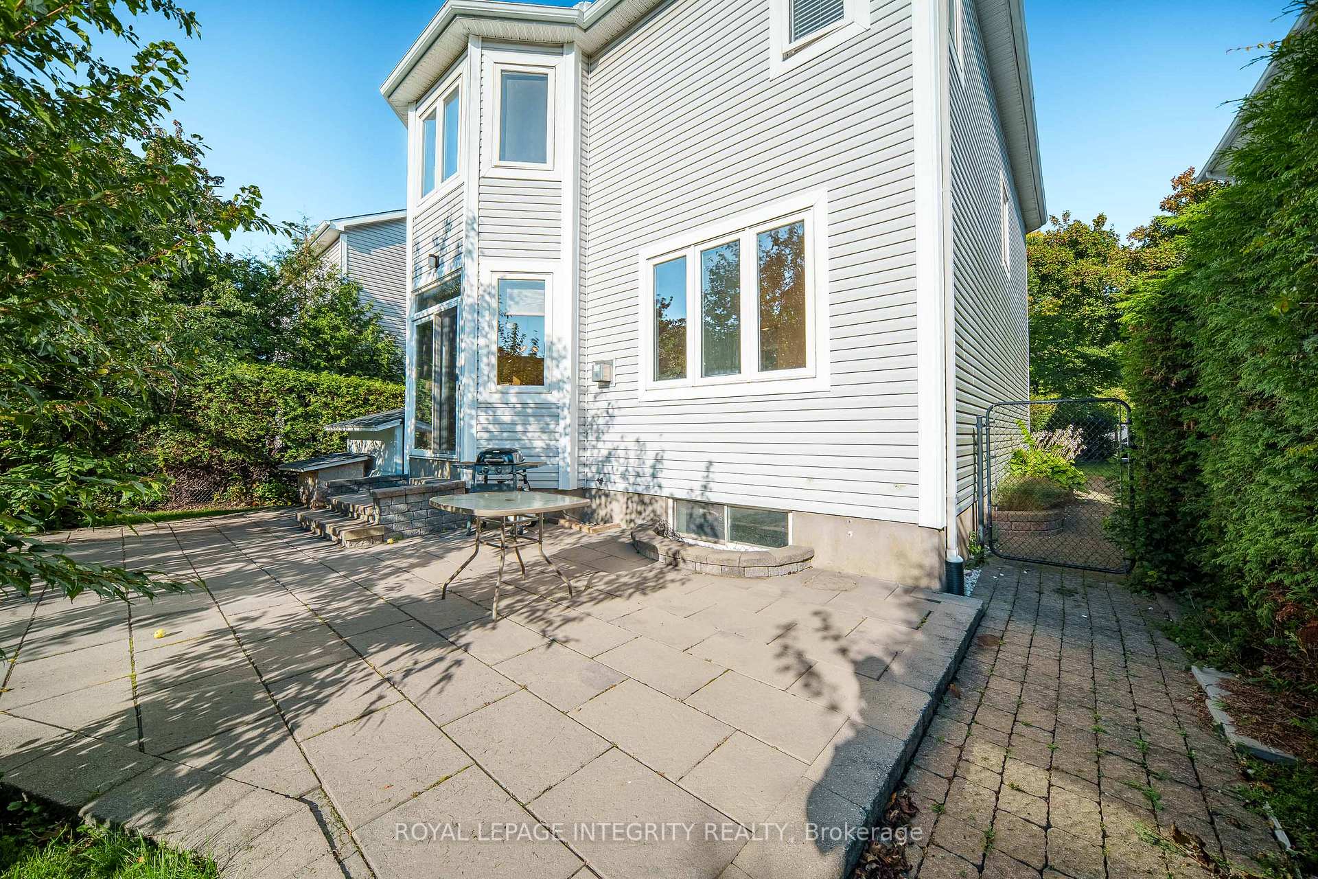 Photo 38 of 33 Norgold Crescent, Ottawa, Kanata - Kanata Lakes/Heritage Hills — HOMEH