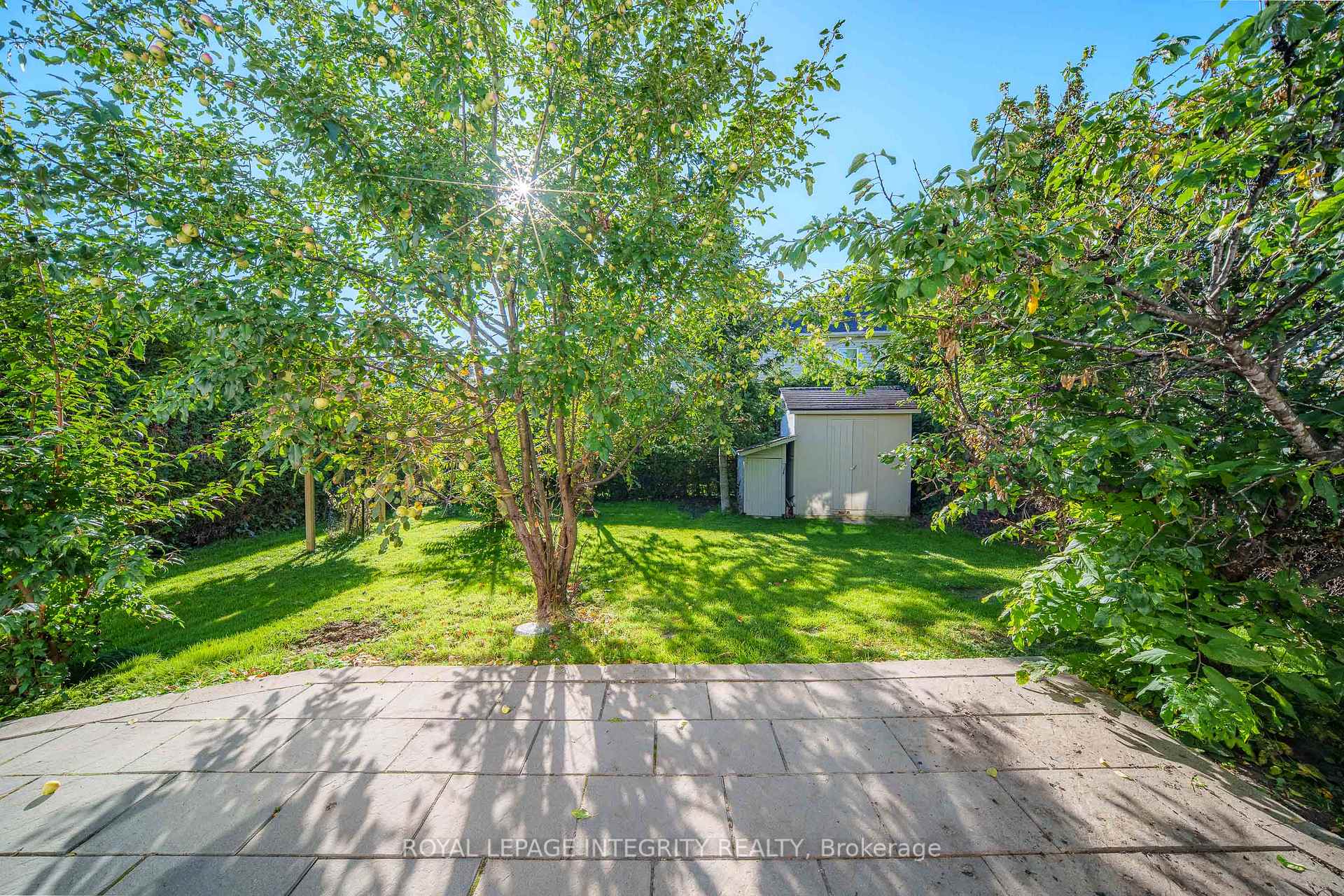 Photo 39 of 33 Norgold Crescent, Ottawa, Kanata - Kanata Lakes/Heritage Hills — HOMEH