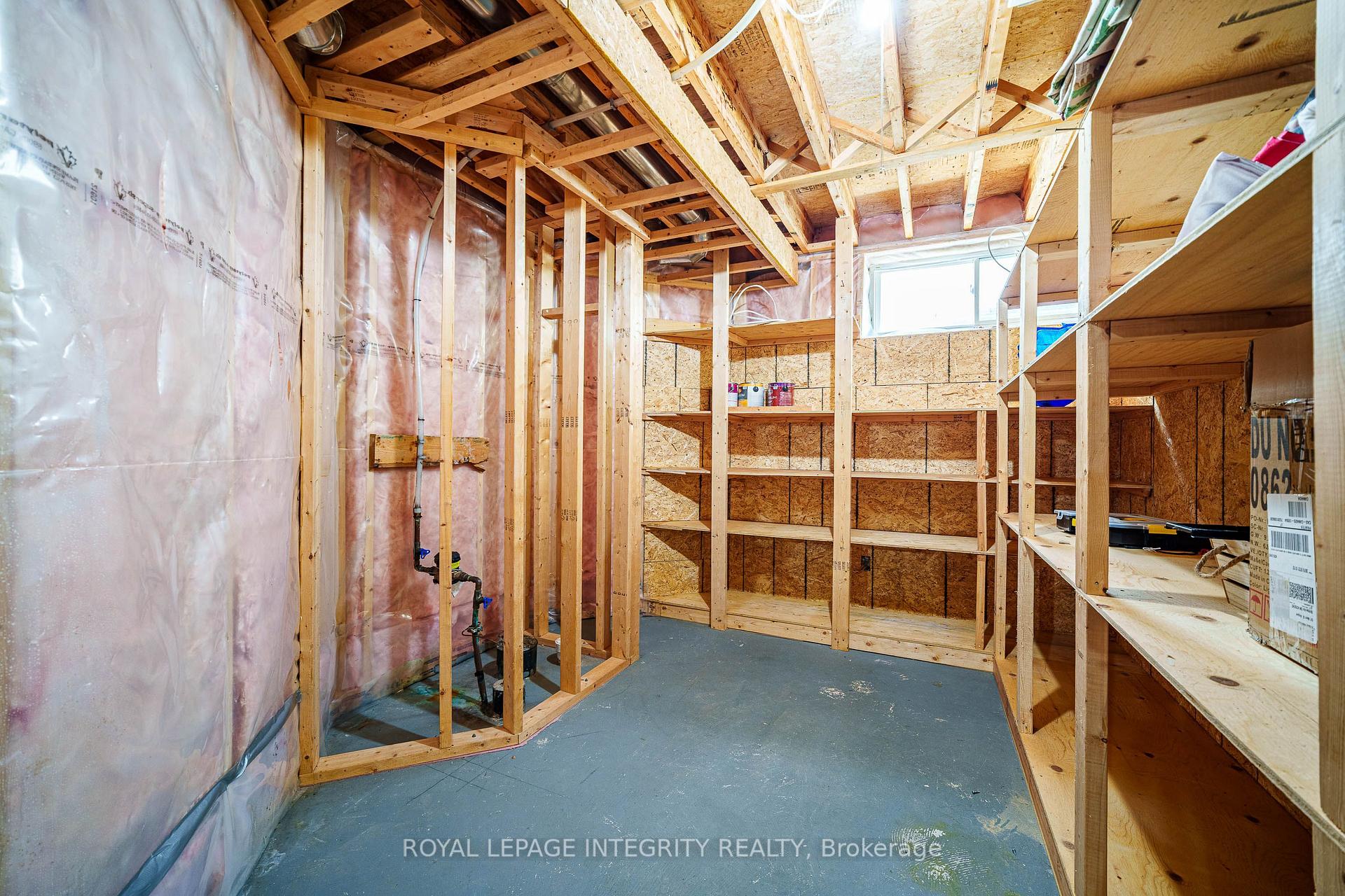 Photo 41 of 33 Norgold Crescent, Ottawa, Kanata - Kanata Lakes/Heritage Hills — HOMEH