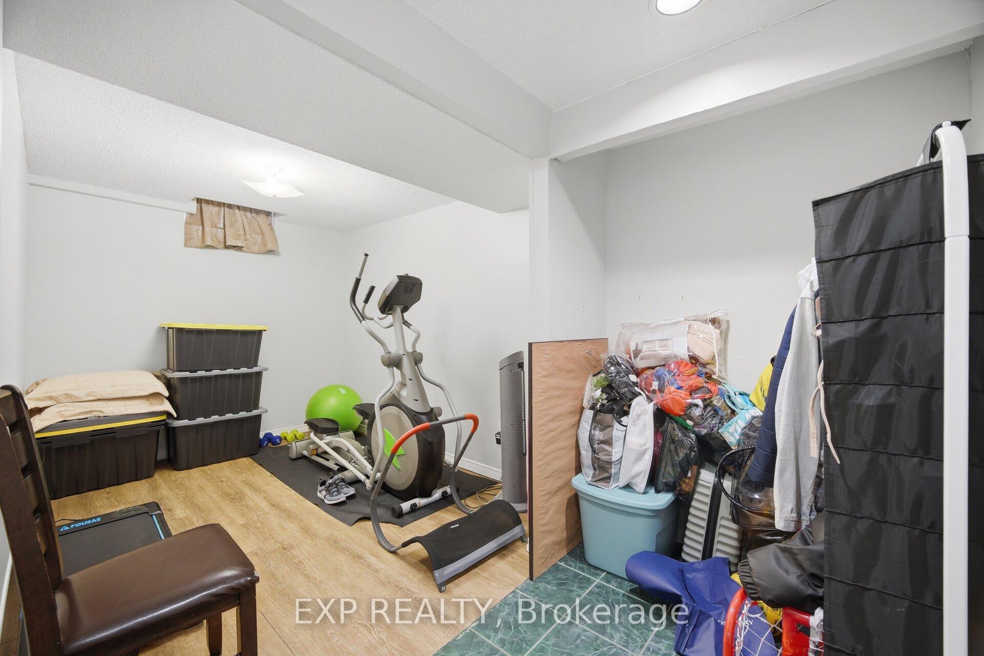Photo 30 of 70 Embassy Drive, Vaughan, East Woodbridge — HOMEH