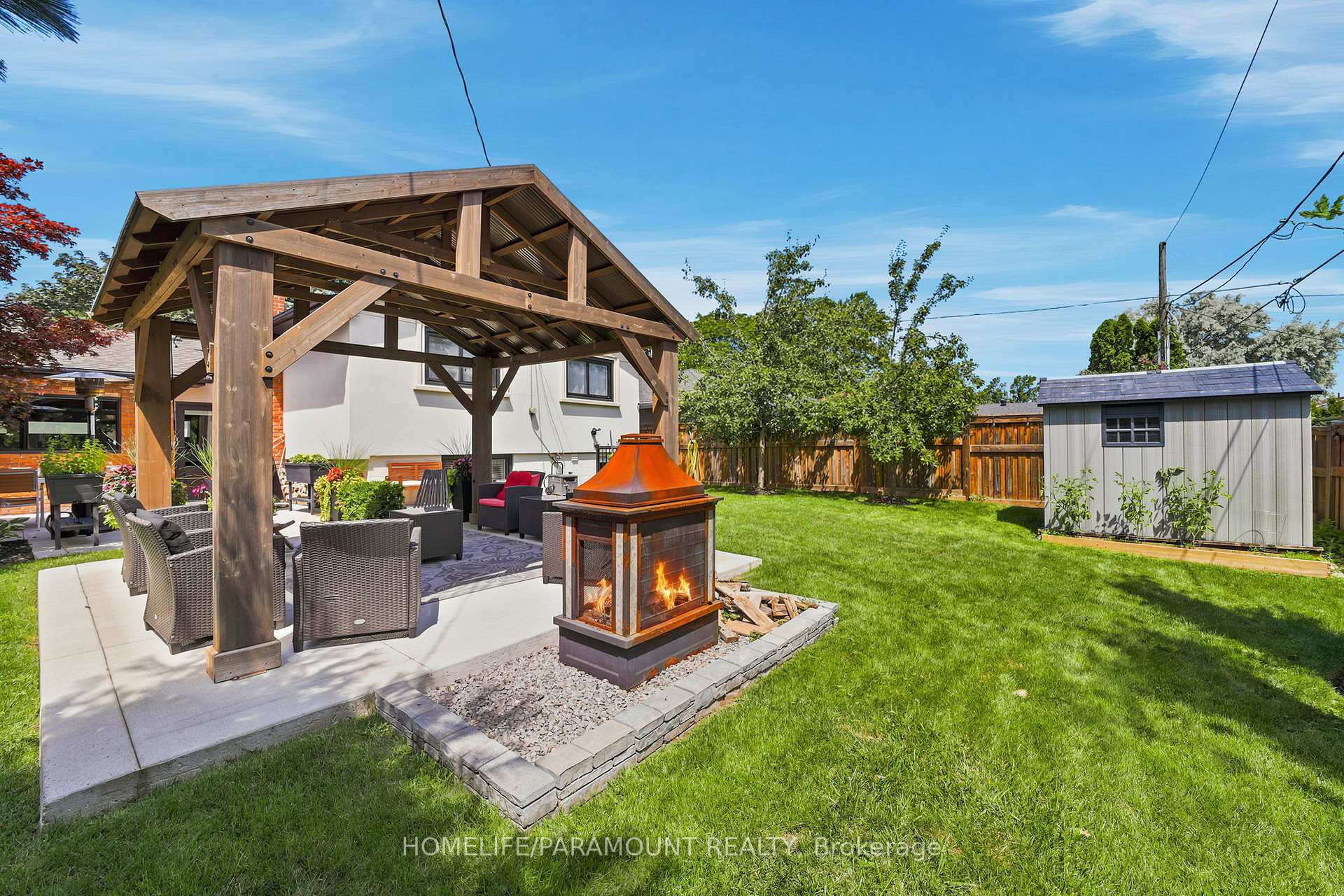 Photo 2 of 543 Limerick Road, Burlington, Shoreacres — HOMEH