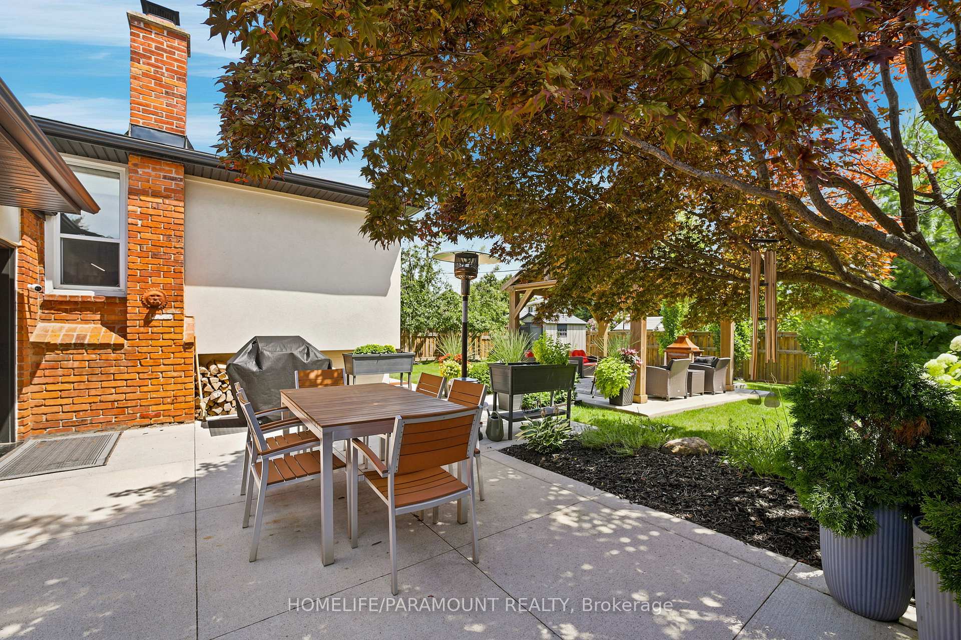 Photo 3 of 543 Limerick Road, Burlington, Shoreacres — HOMEH