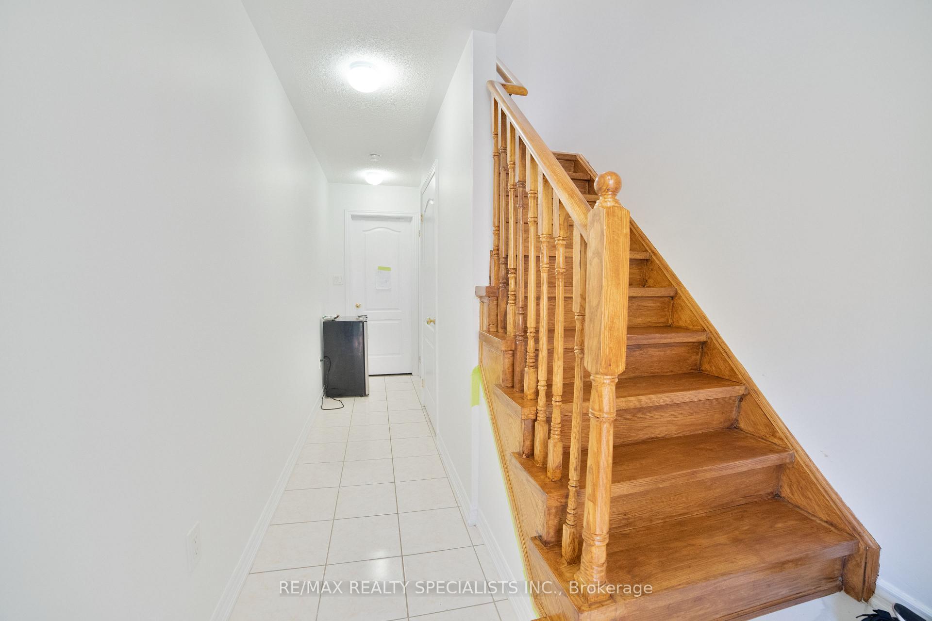 Photo 2 of 52 Kayak Heights, Brampton, Heart Lake East — HOMEH
