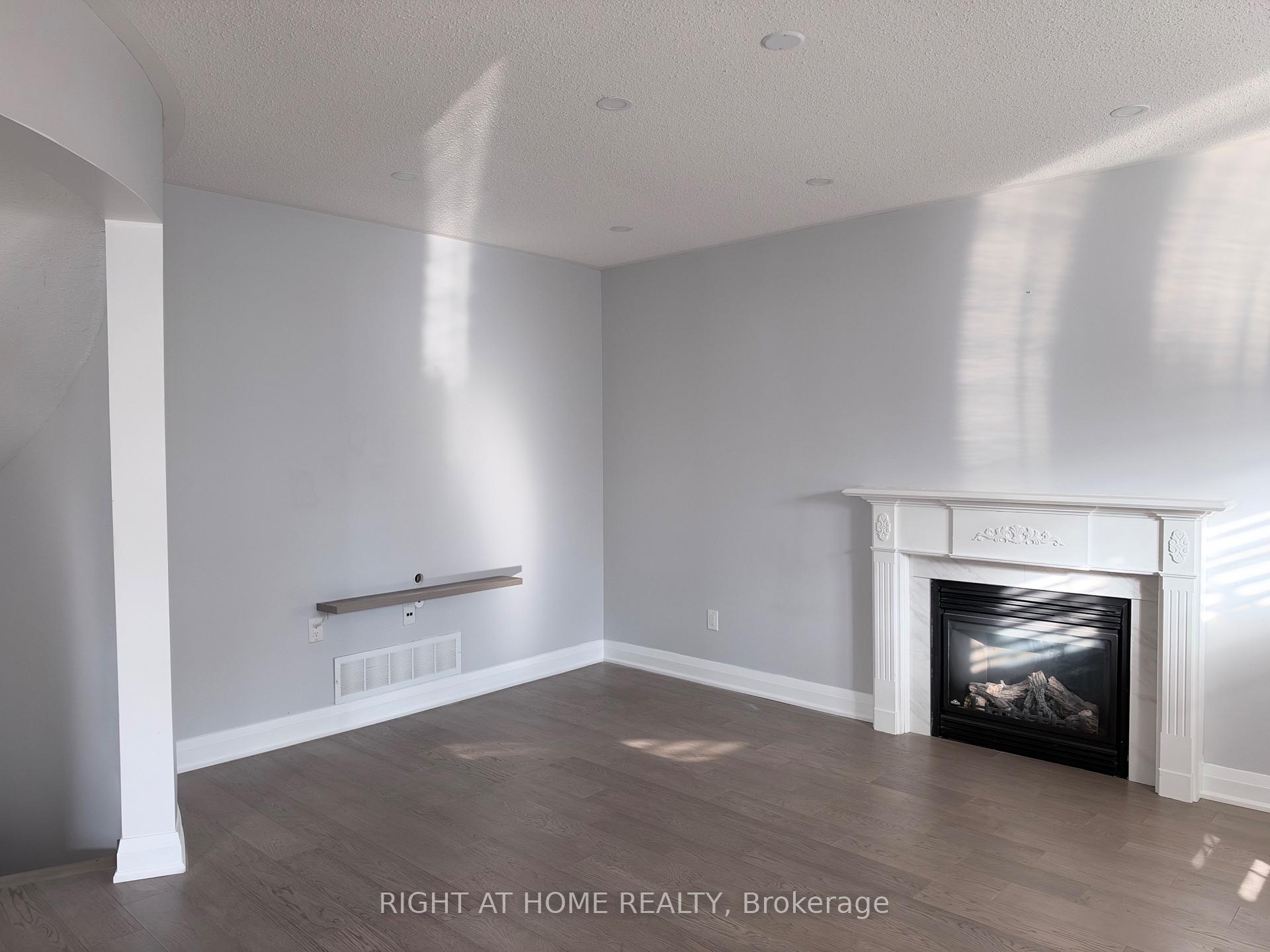 Photo 5 of 1179 Ravenscroft Road, Ajax, Northwest Ajax — HOMEH