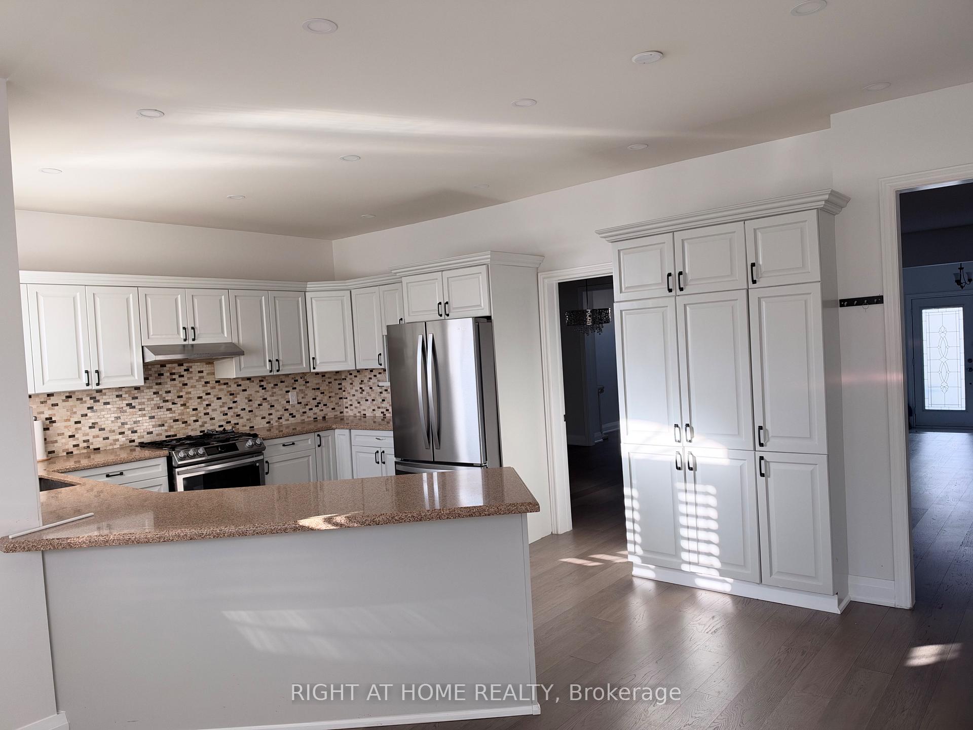 Photo 7 of 1179 Ravenscroft Road, Ajax, Northwest Ajax — HOMEH