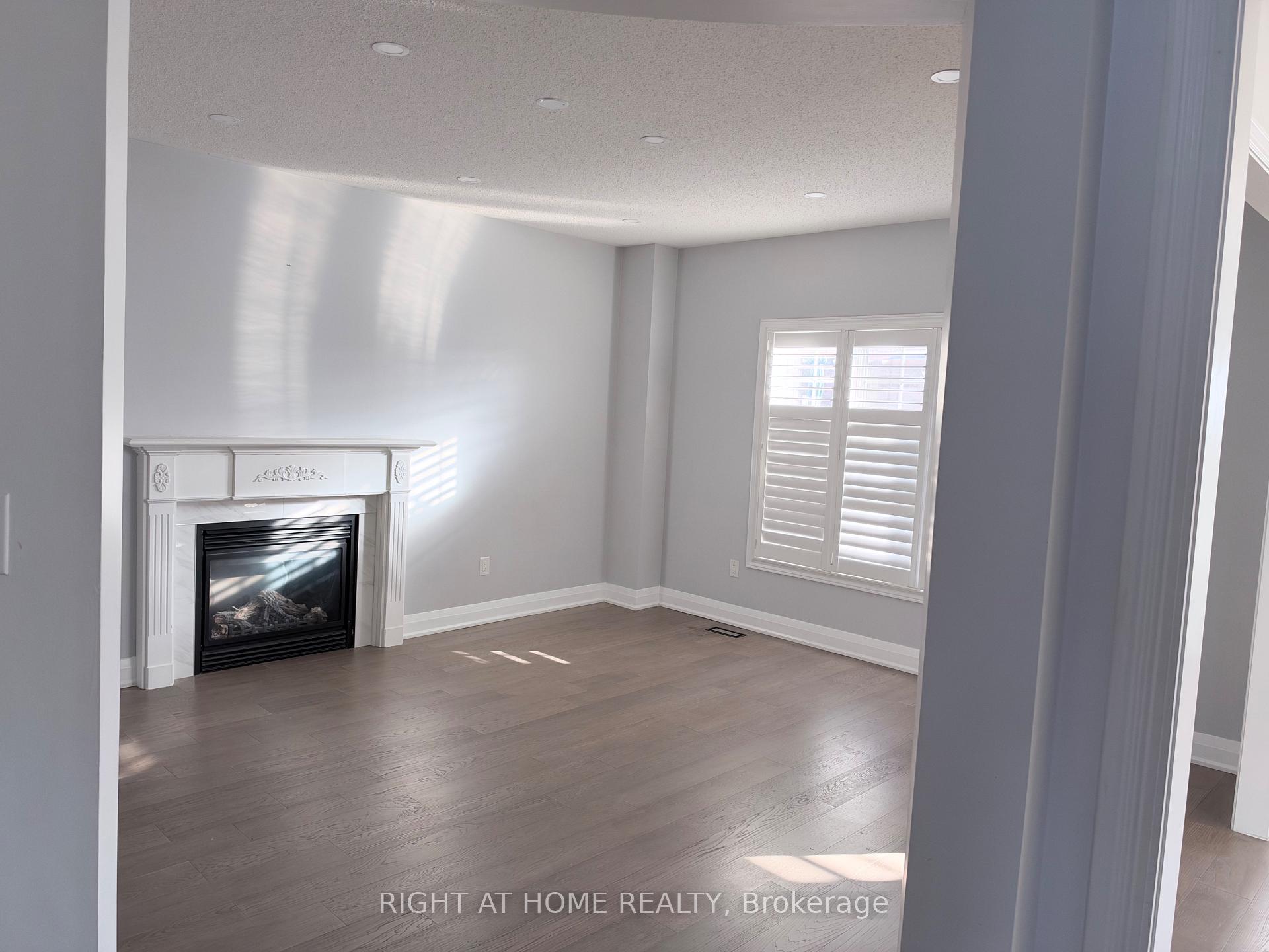 Photo 10 of 1179 Ravenscroft Road, Ajax, Northwest Ajax — HOMEH