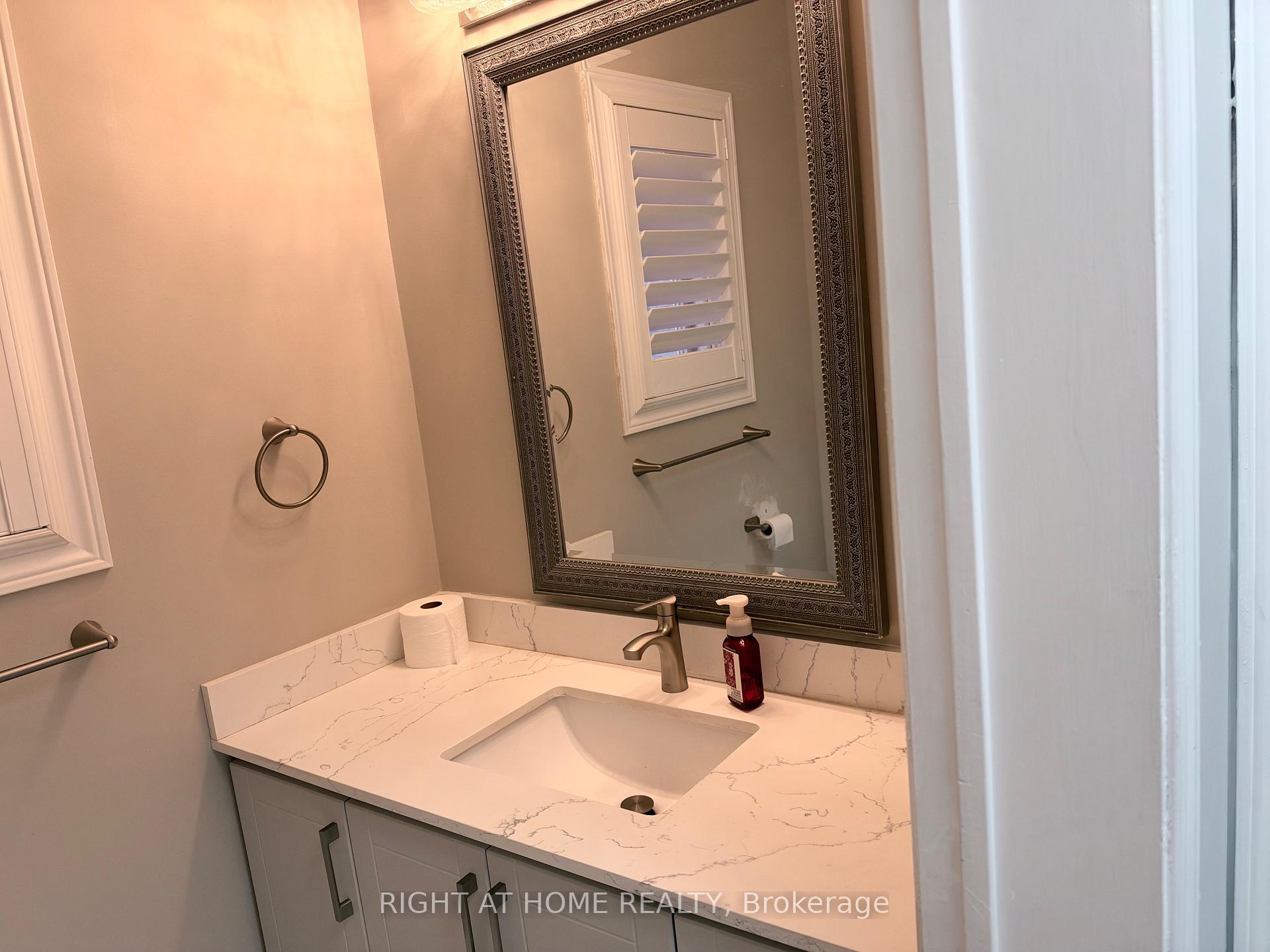 Photo 11 of 1179 Ravenscroft Road, Ajax, Northwest Ajax — HOMEH