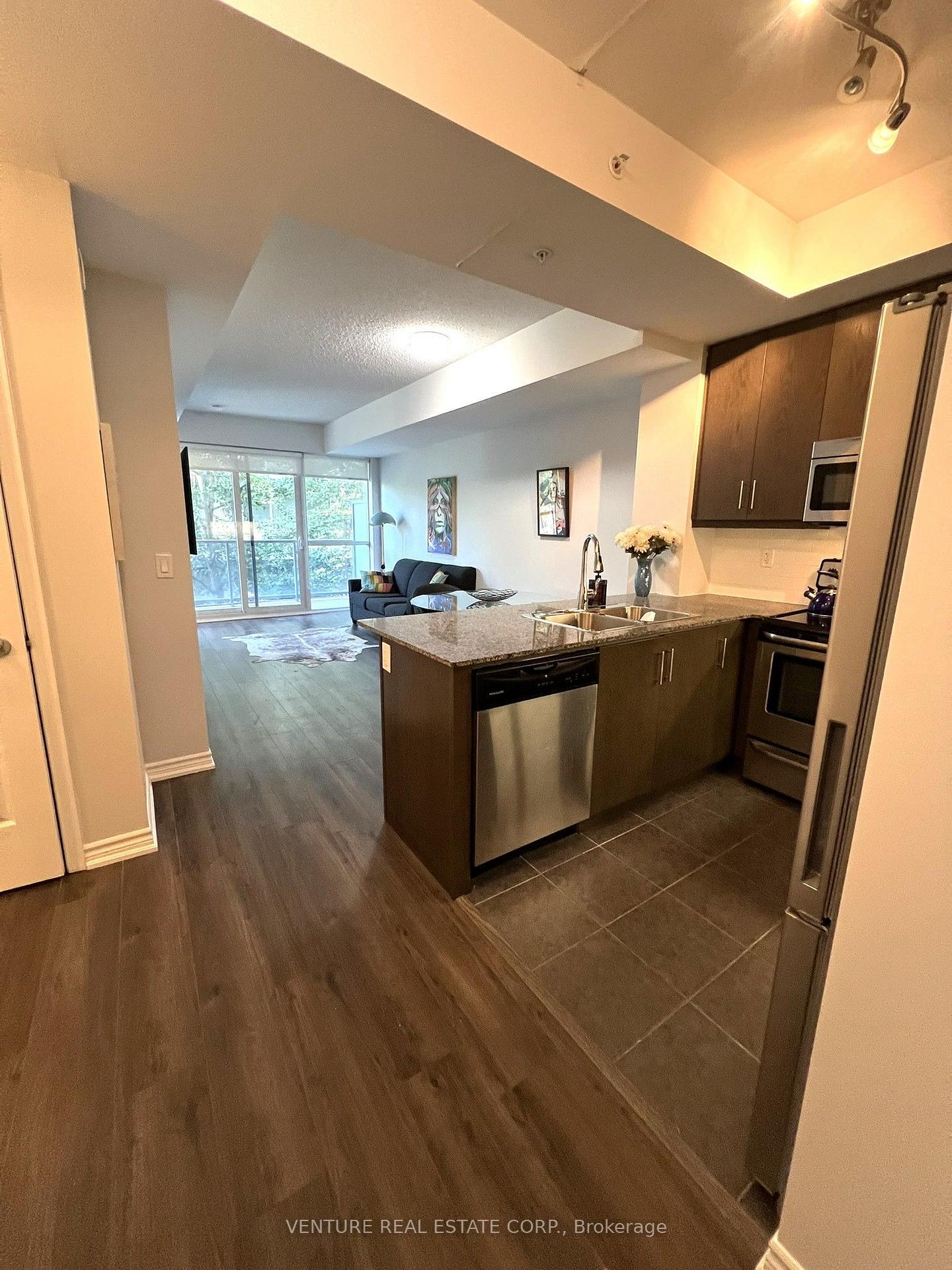 Photo 4 of Unit 718, 15 james finlay Way, North York, Downsview-Roding-CFB — HOMEH