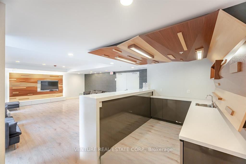 Photo 26 of Unit 718, 15 james finlay Way, North York, Downsview-Roding-CFB — HOMEH