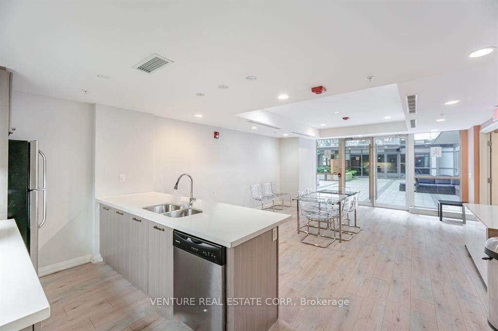 Photo 27 of Unit 718, 15 james finlay Way, North York, Downsview-Roding-CFB — HOMEH