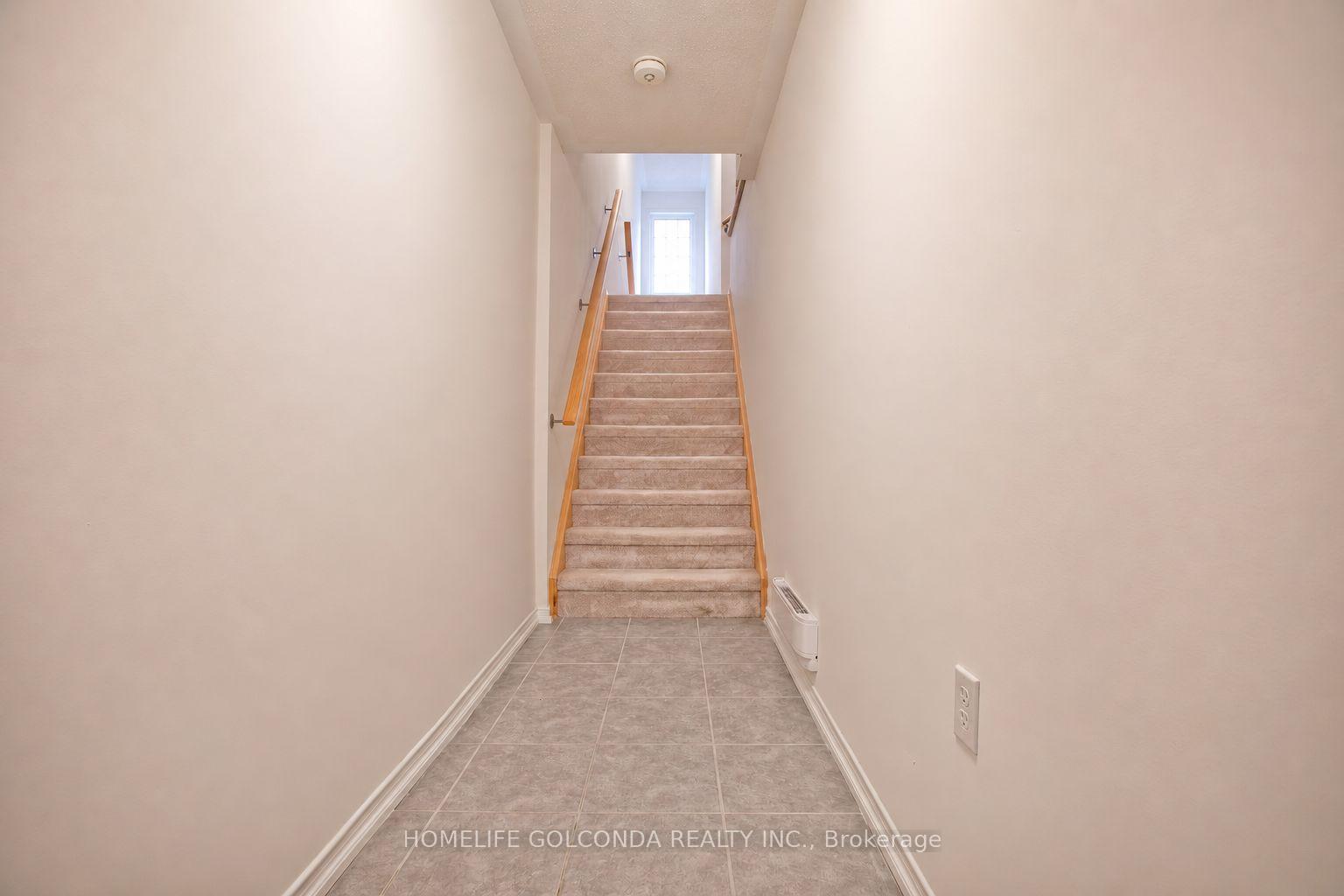 Photo 3 of 2706 Deputy Minister Path, Oshawa, Windfields — HOMEH