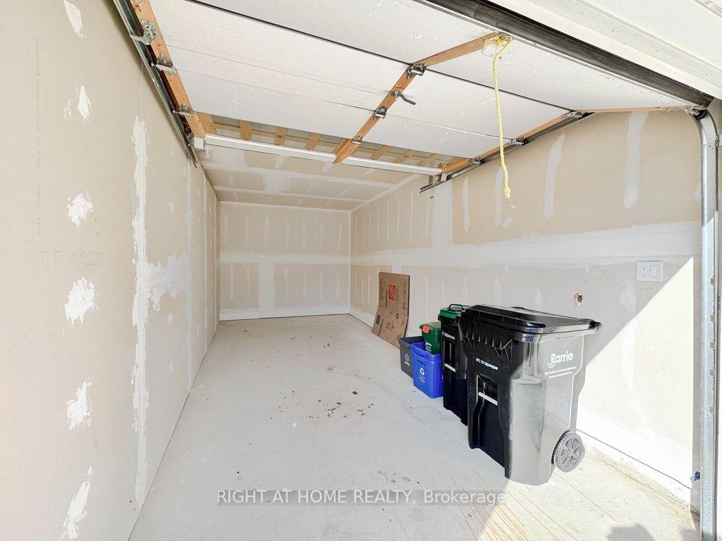 Photo 13 of Unit Main, 16 Bannister Road, Barrie, Rural Barrie Southeast — HOMEH