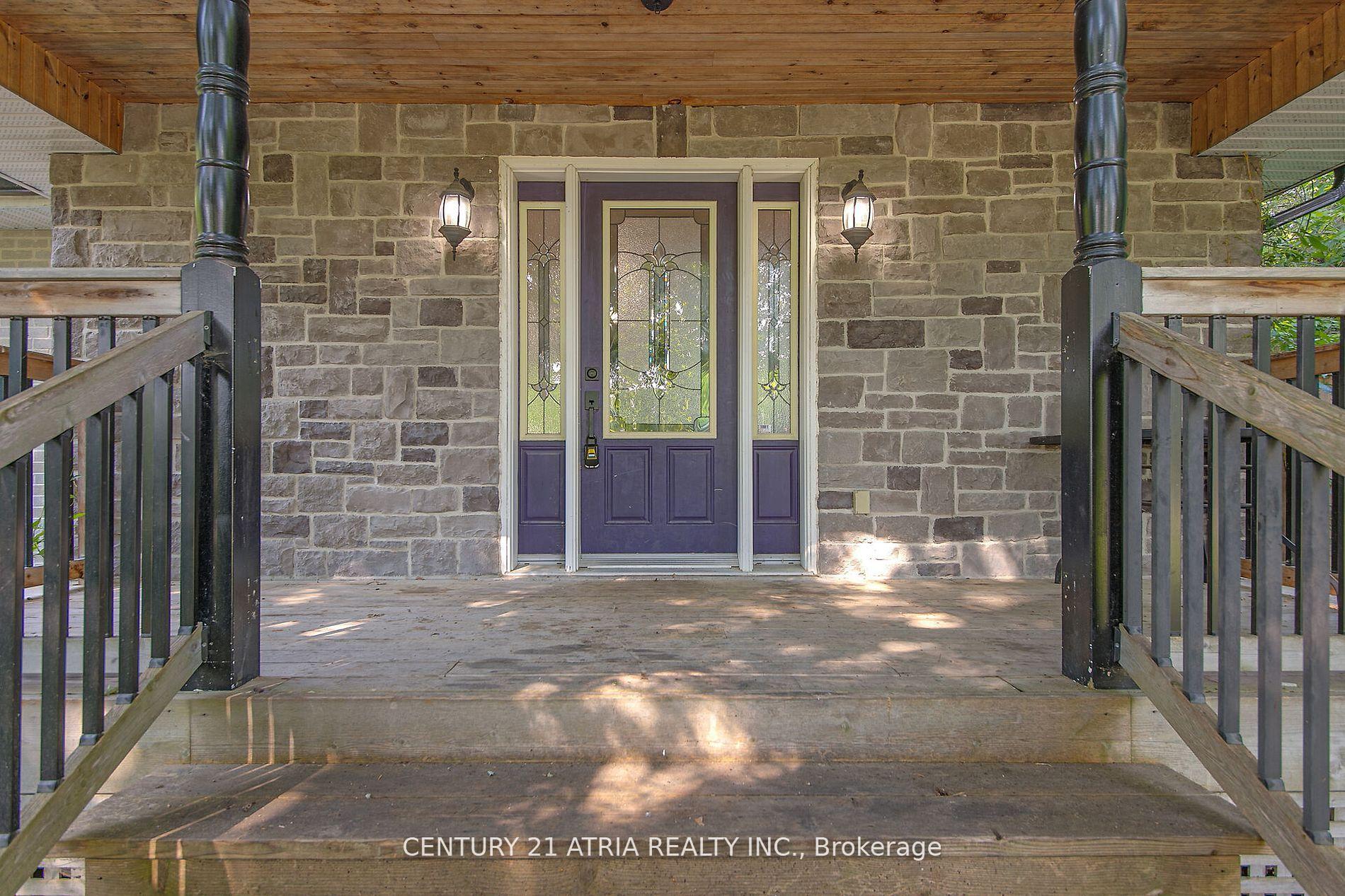 Photo 3 of 2070 St. Paul Road, Innisfil, Alcona — HOMEH