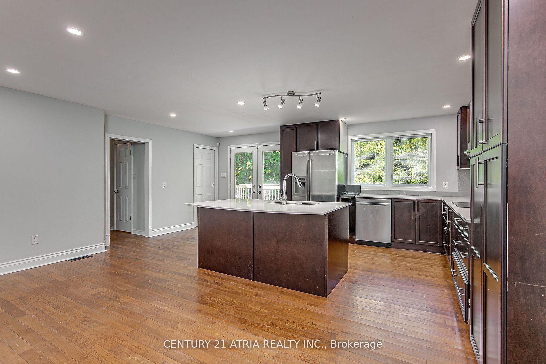 Photo 8 of 2070 St. Paul Road, Innisfil, Alcona — HOMEH