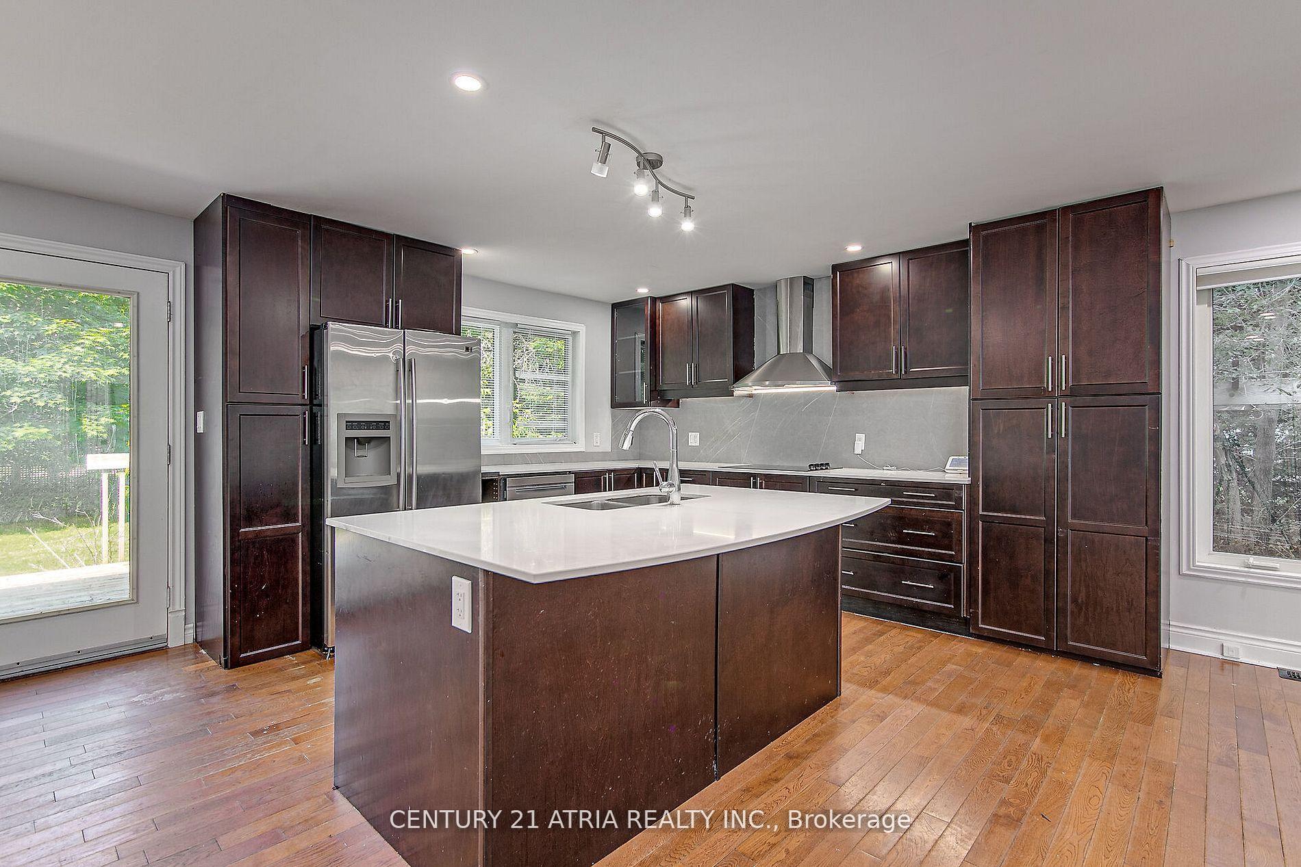 Photo 9 of 2070 St. Paul Road, Innisfil, Alcona — HOMEH