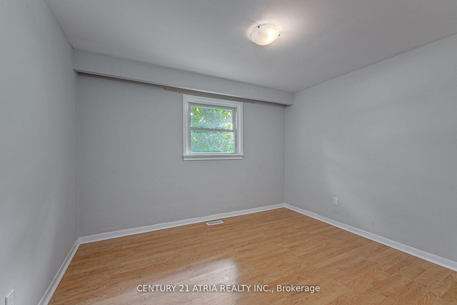 Photo 16 of 2070 St. Paul Road, Innisfil, Alcona — HOMEH