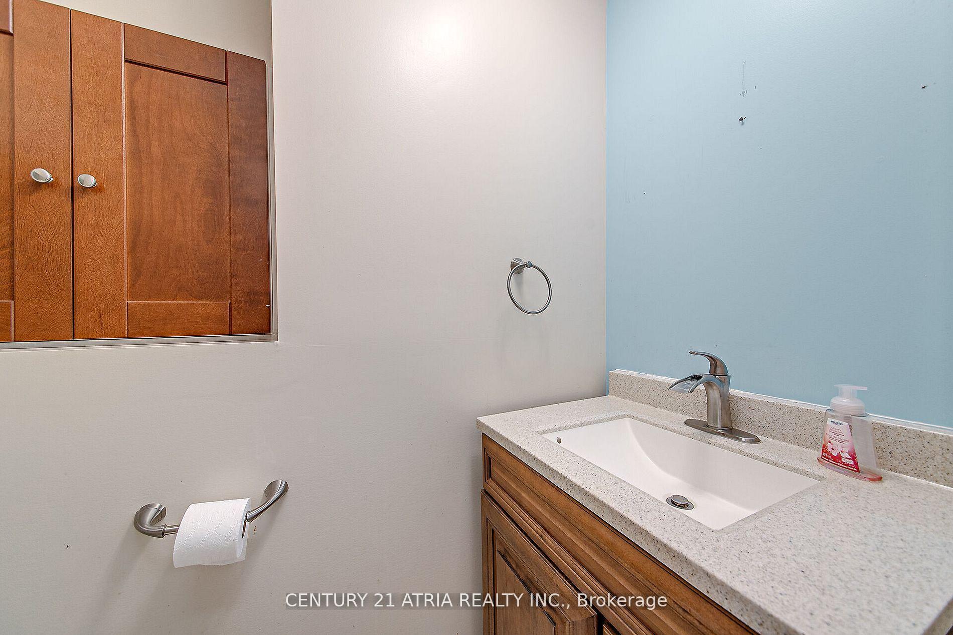 Photo 19 of 2070 St. Paul Road, Innisfil, Alcona — HOMEH
