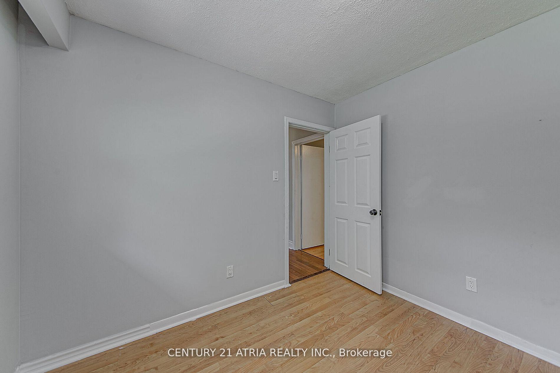Photo 26 of 2070 St. Paul Road, Innisfil, Alcona — HOMEH