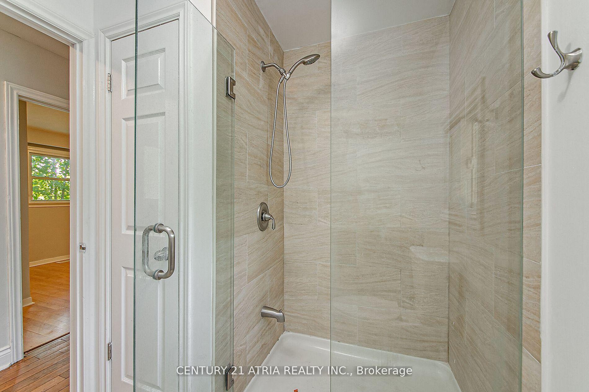Photo 28 of 2070 St. Paul Road, Innisfil, Alcona — HOMEH
